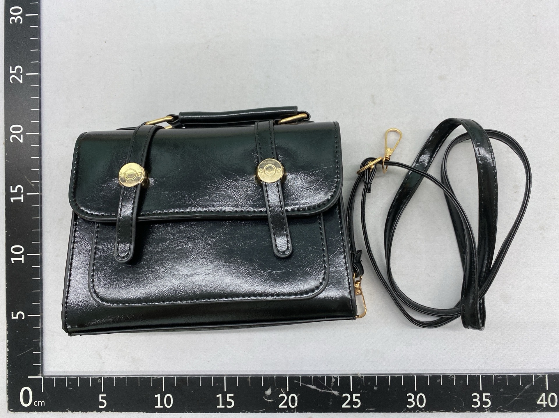 2026 autumn street style mini square bag – pu leather magnetic closure crossbody bag with phone pocket – horizontal square shoulder bag