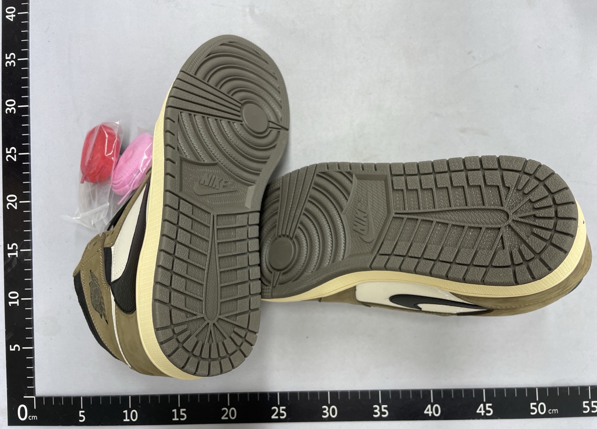 A22  男女时尚运动鞋【PK  Quality】 WhatsApp+86 177 5033 6825