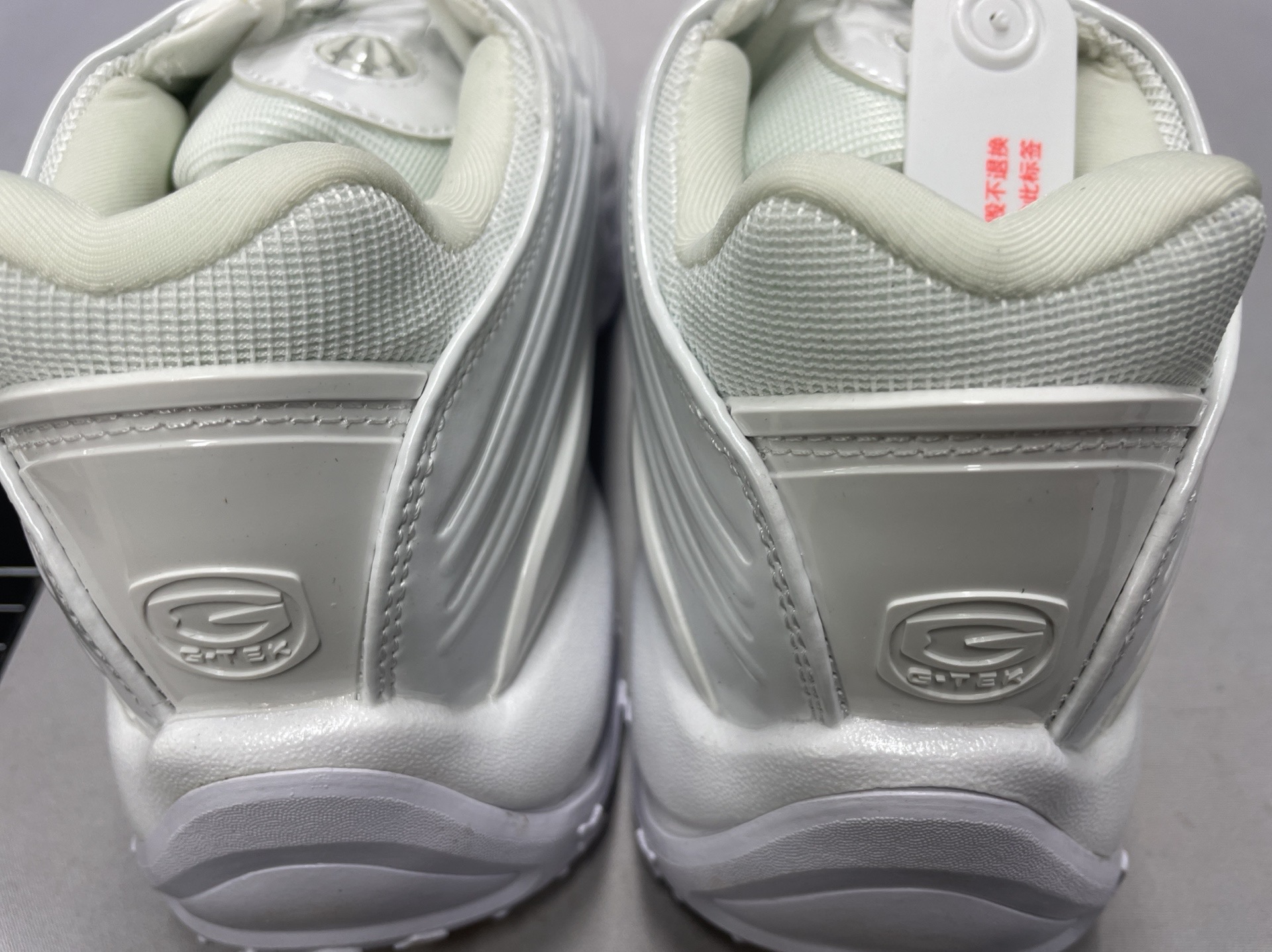【EE版本】NOCTAxHotStep2AirTerra联名款减震耐磨机能篮球鞋