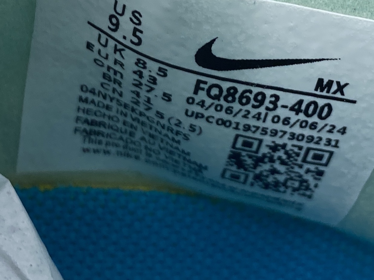 RT版本NK Mercurial Vapor 16 Elite 舒适轻盈足球鞋FG系列（胶质长钉）