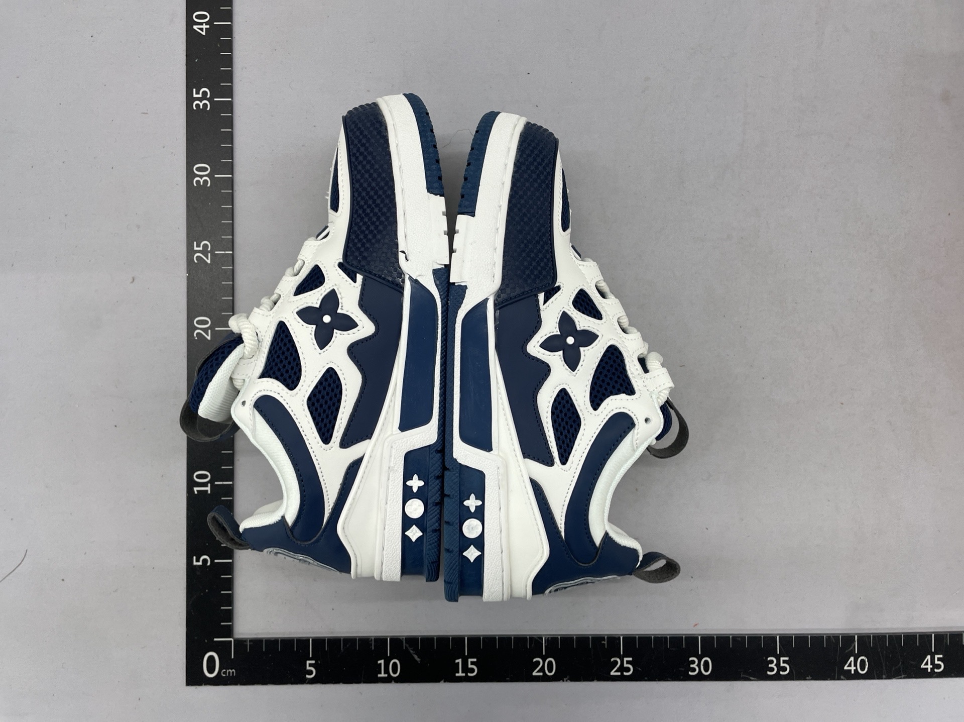 GD66-时尚运动鞋工厂直供特惠WhatsApp:+86 173 0597 0797