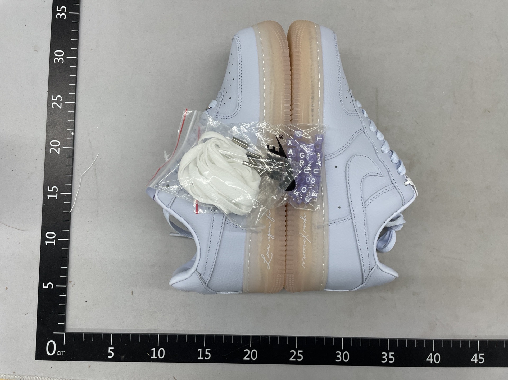 High-end version one sneakers, unisex flat casual white shoes, af skeleton athletic shoes, fashionable couple’s trendy sneakers