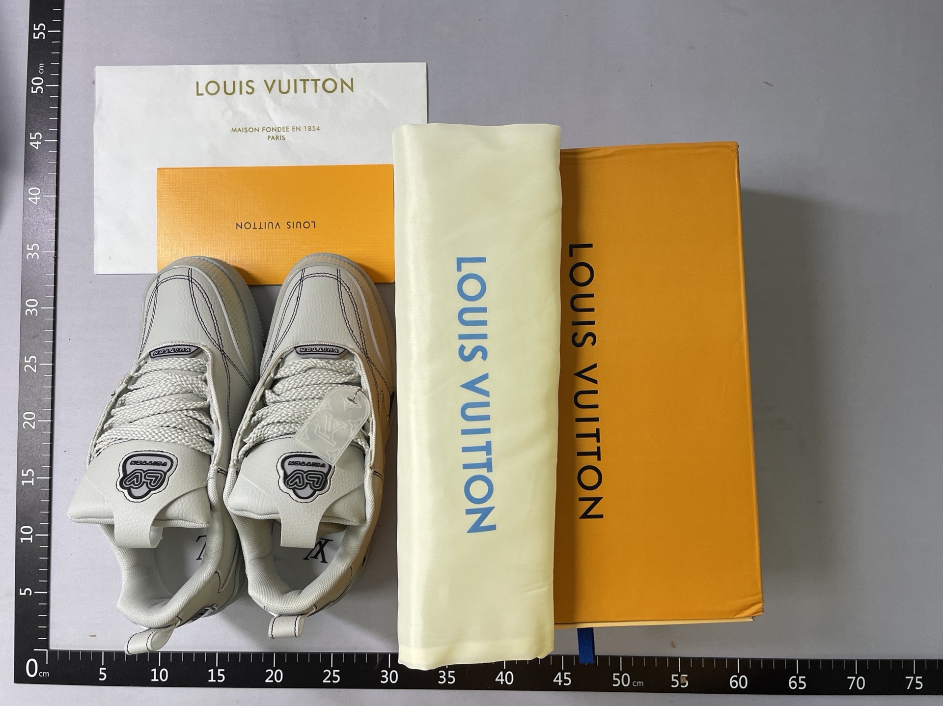 LXJ0002时尚休闲运动鞋