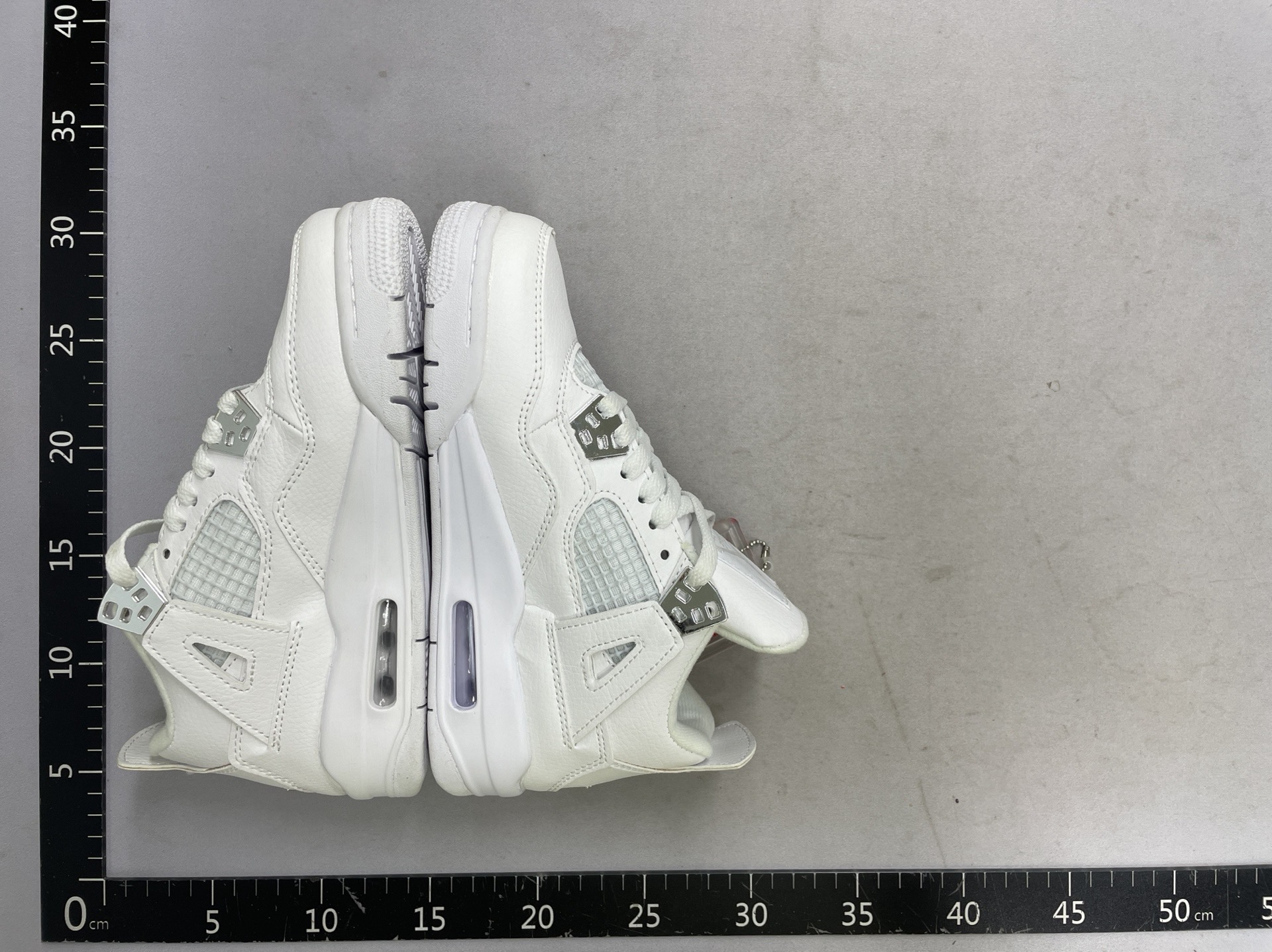XS01  2026工厂直销流行篮球鞋（不定期更新）  WhatsApp+86 177 5033 6825