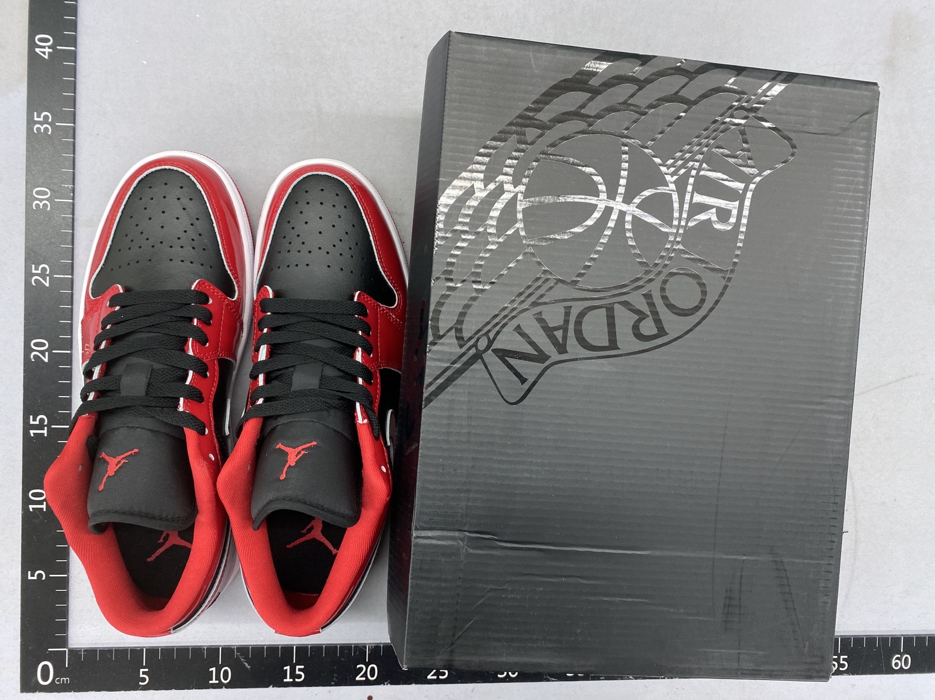 ❤️‍🔥公司级｜Jordan Air Jordan 1 Low SE 百搭舒适 低帮 复古篮球鞋 男女同款 黑红