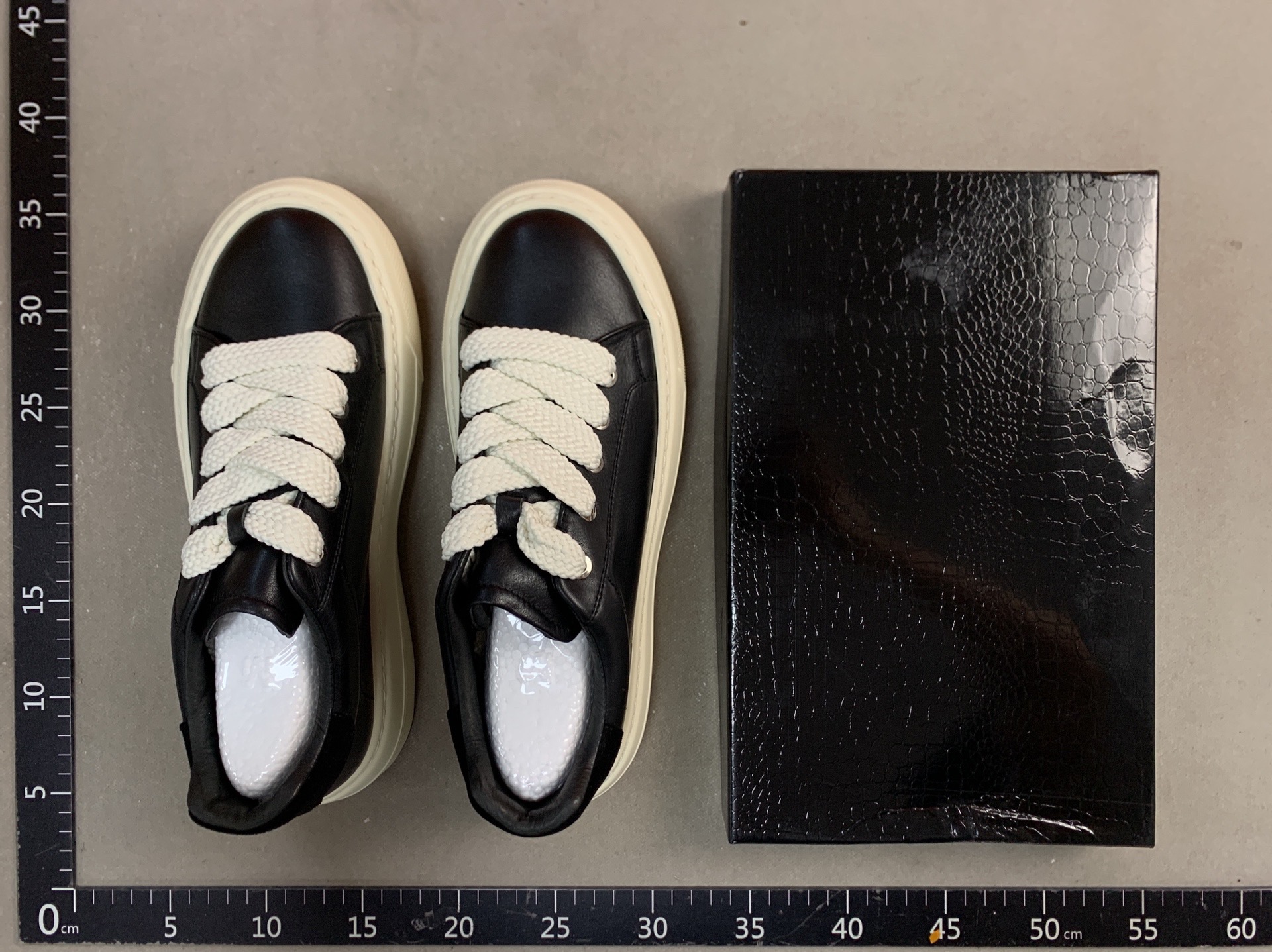 Genuine leather sneakers men’s new arrival shoes men’s trendyeasiest for matchthick solewhite toe layer cowhide men’s shoes men’s casual shoes