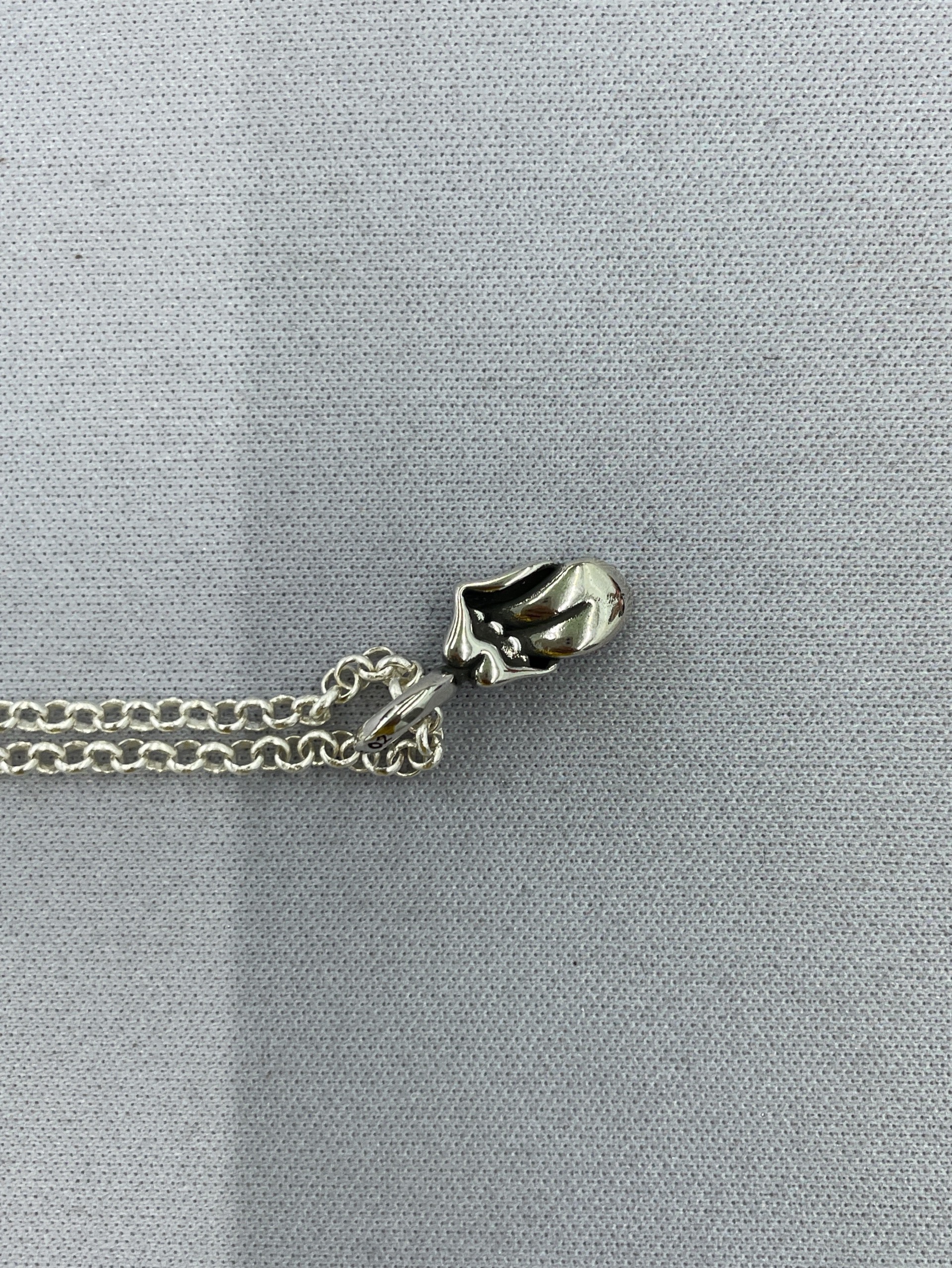 Vintage distressed heart cross necklace for men and women, couple’s hip-hop niche sword pendant, classic sweater chain