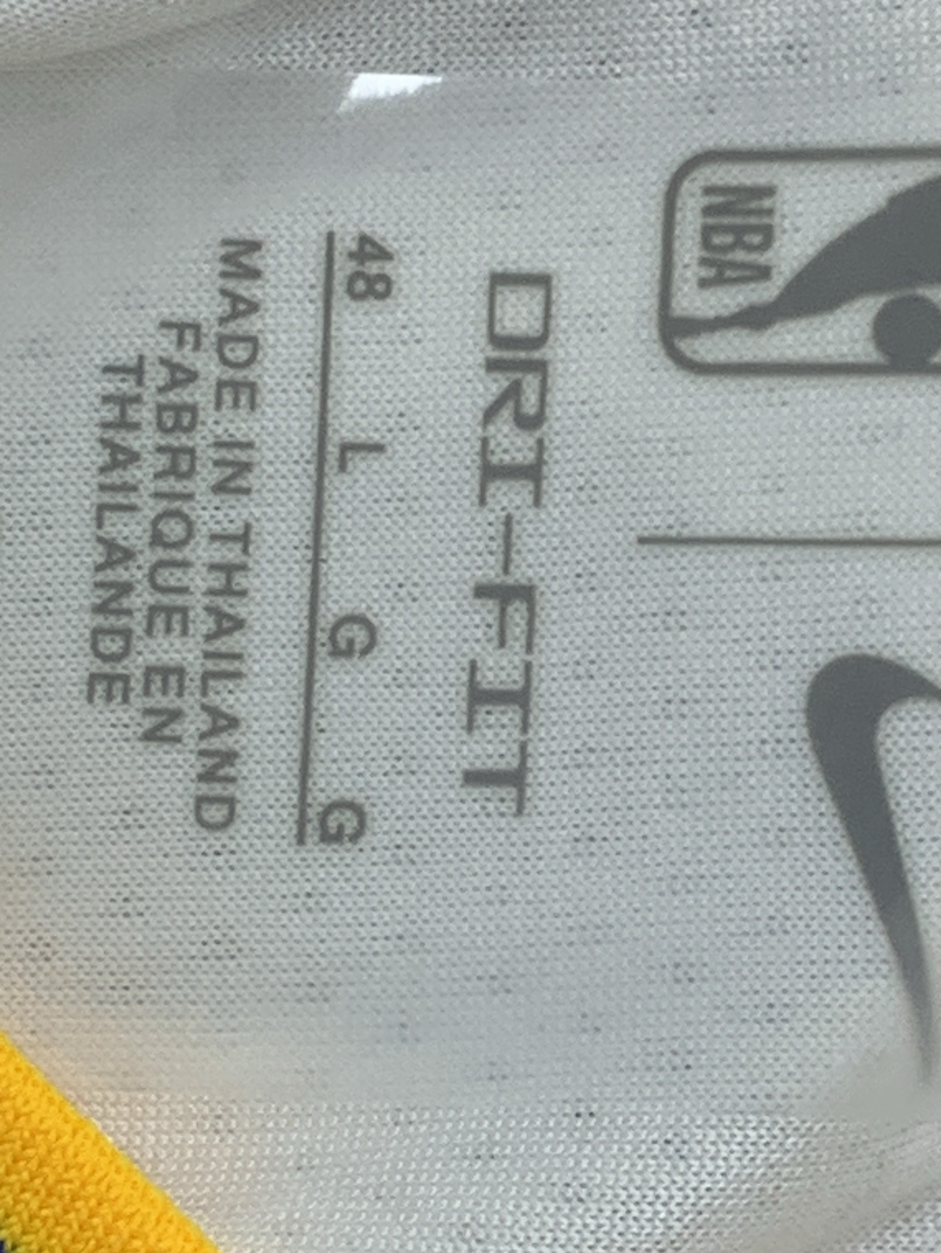 Yellow and blue collar right circle bridge two-color basketball jersey 11103123