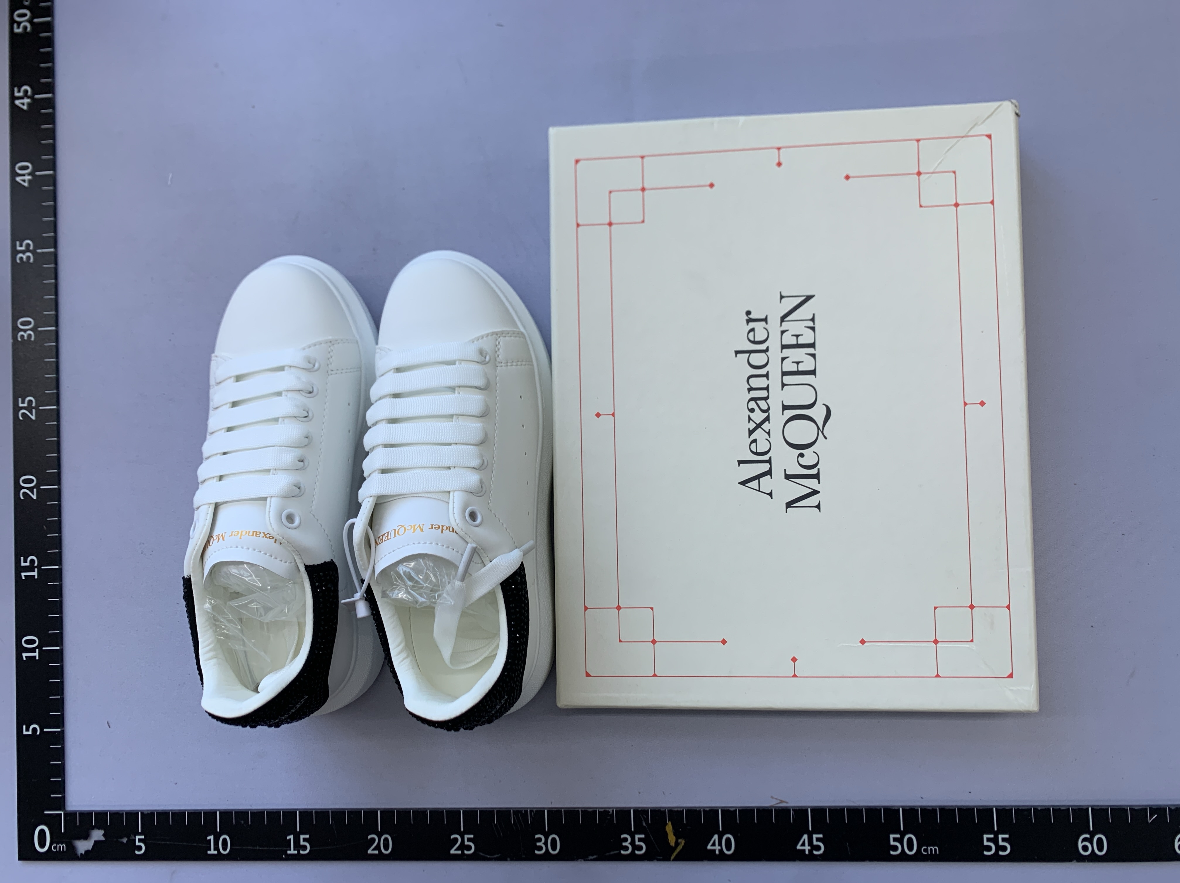 Diamond-encrusted mcqueen white shoes women’s genuine leather diamond tail platform shoes thick sole hidden heel men and women couple casual flats shoes trendy