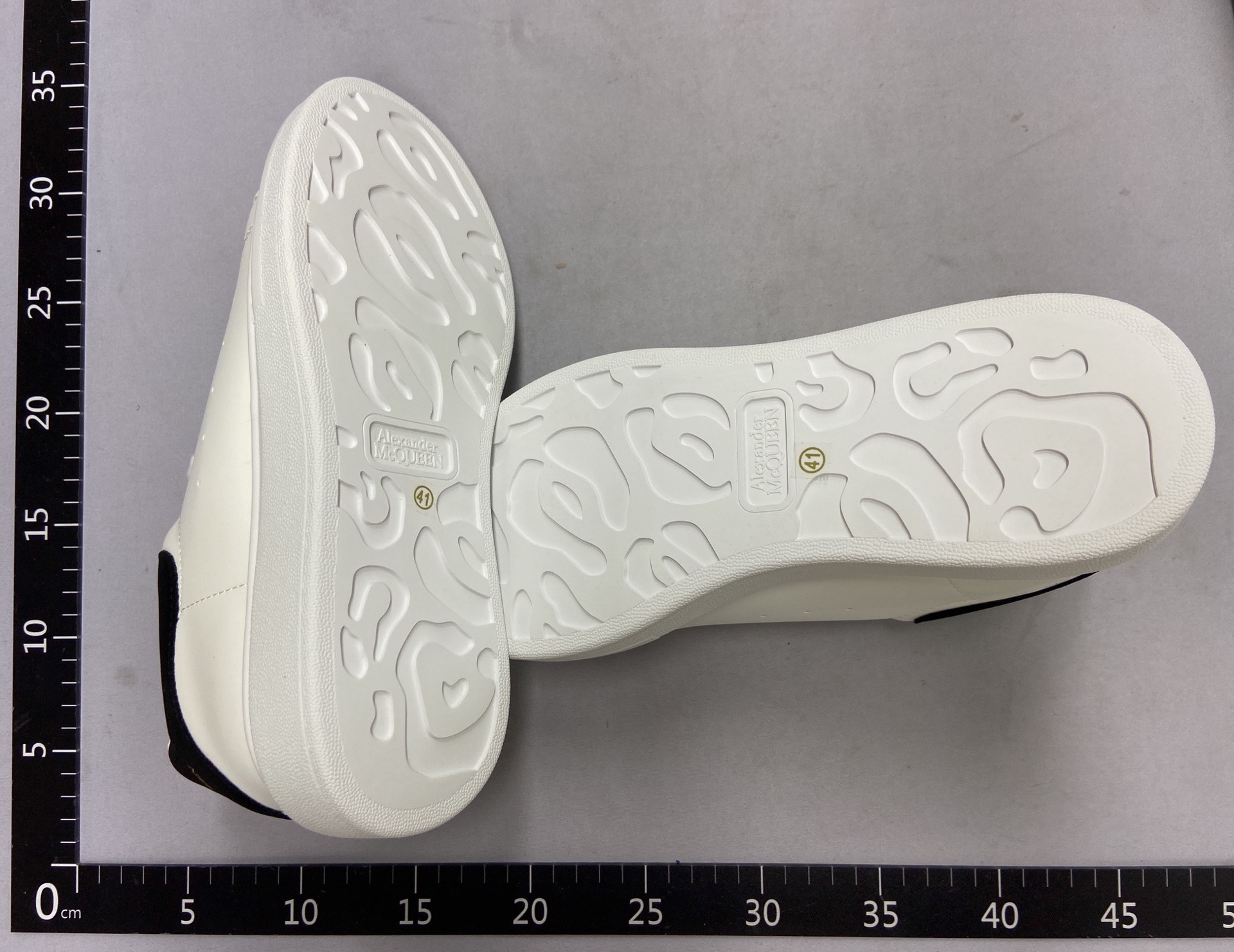 nice88-M运动鞋WhatsApp:+86 173 0597 0797
