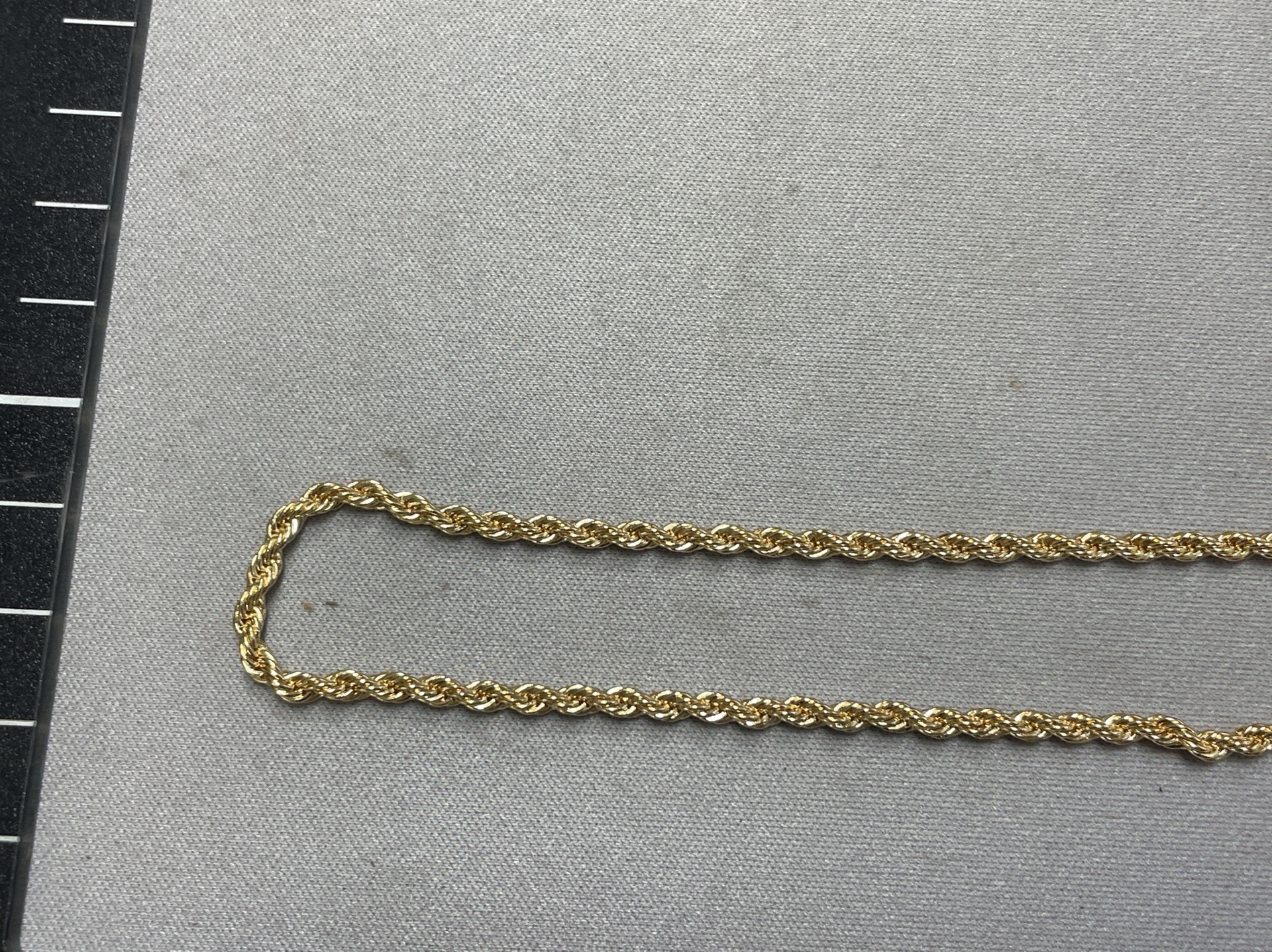Cross-border hot-selling european and american men’s twist chain hip-hop trendy chain men’s necklace twisted rope chain with chain clothing accessories