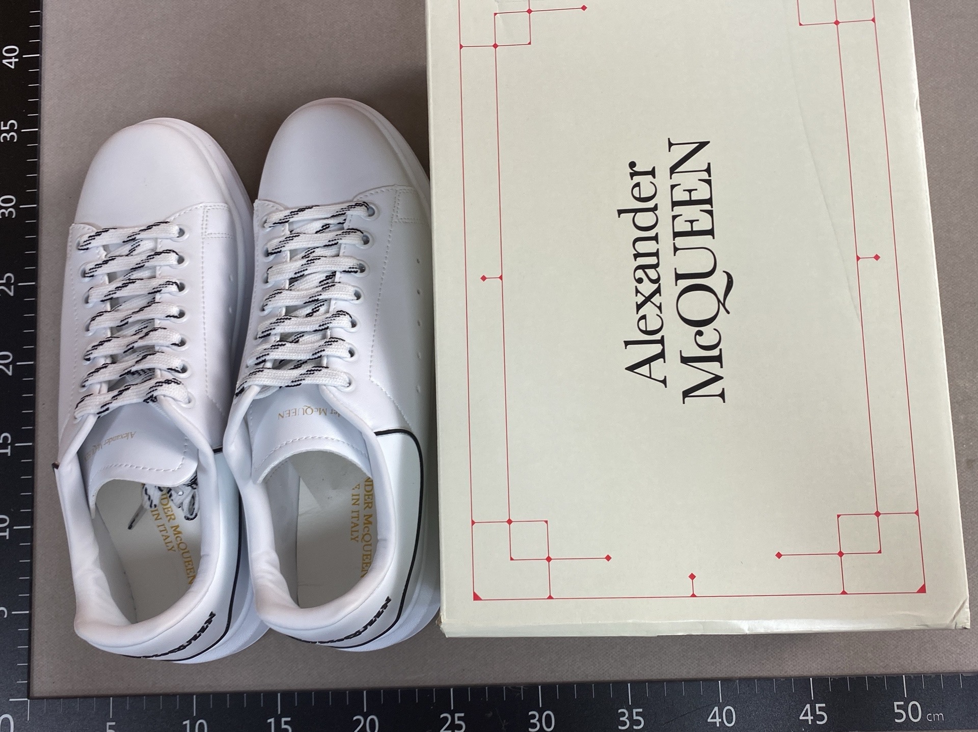 L20 high quality white shoes [pk quality] whatsapp+86 177 5033 6825