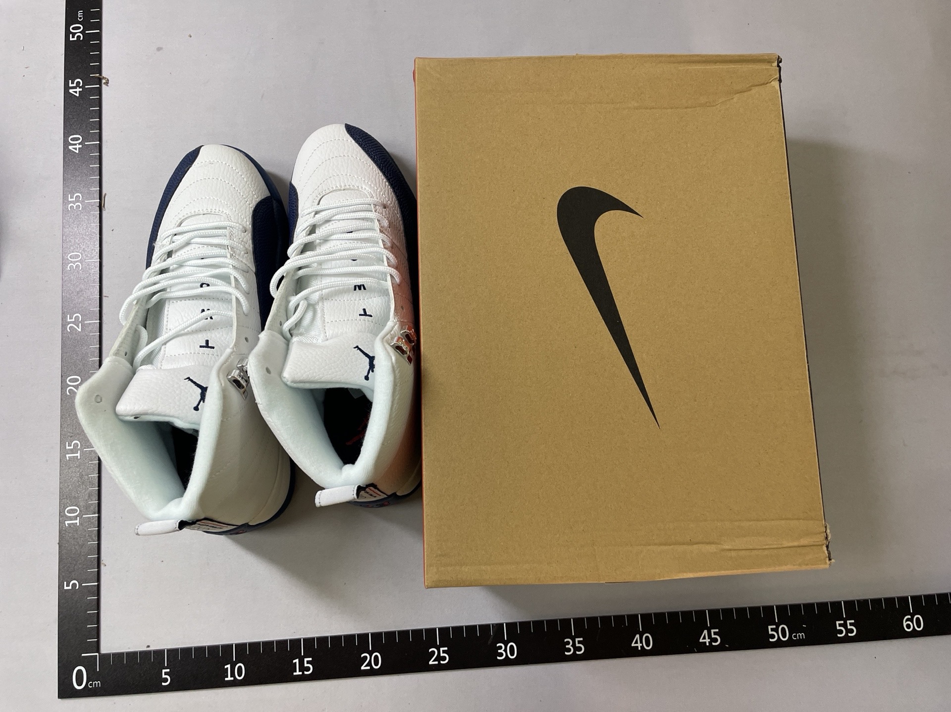 乔12  A J 12   高帮篮球鞋 873864
