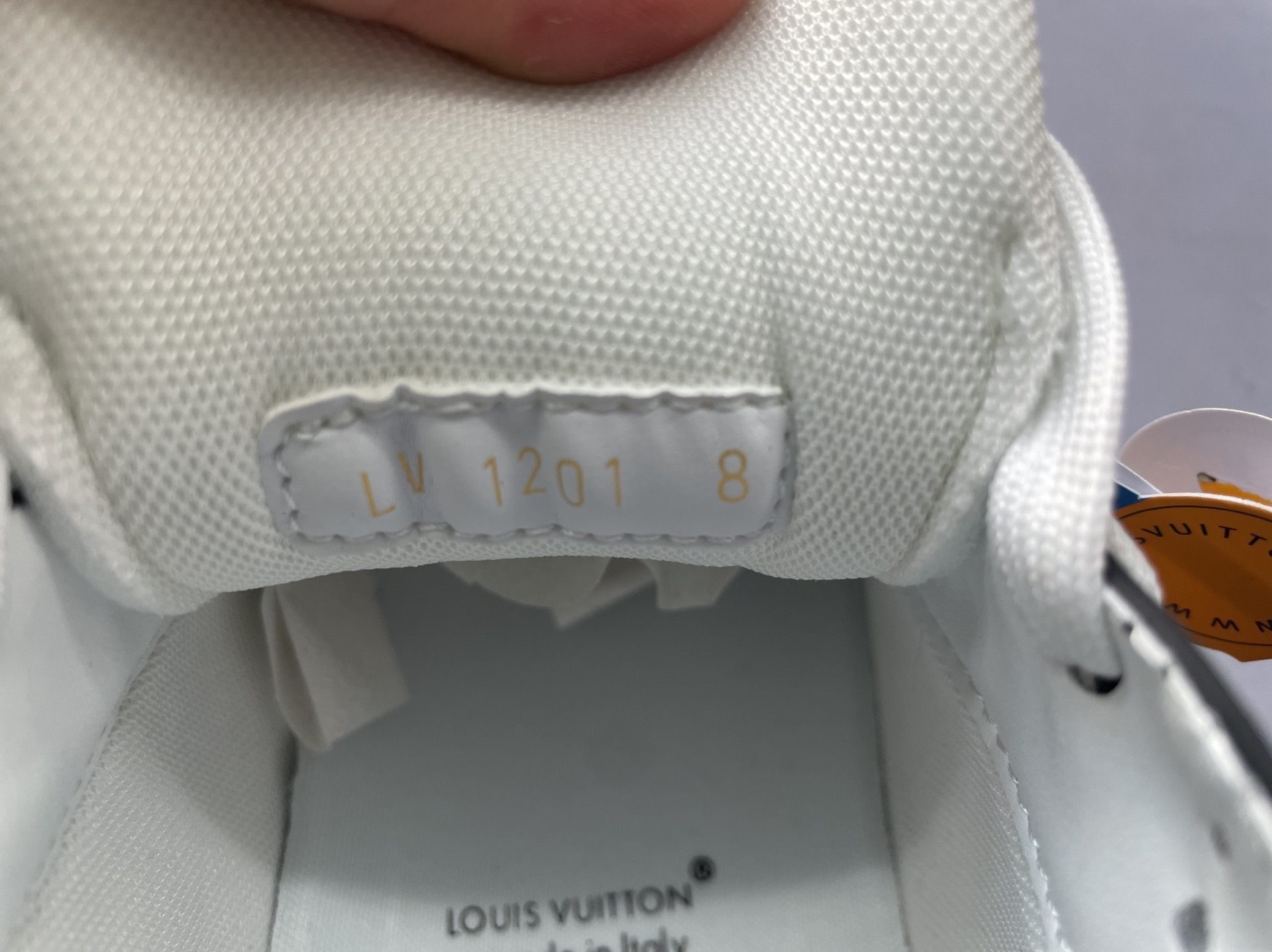 Trainerlv’s sneakers for men, white shoes, fashion sports, thick sole, easiest for match, couple casualtrendy shoes for women