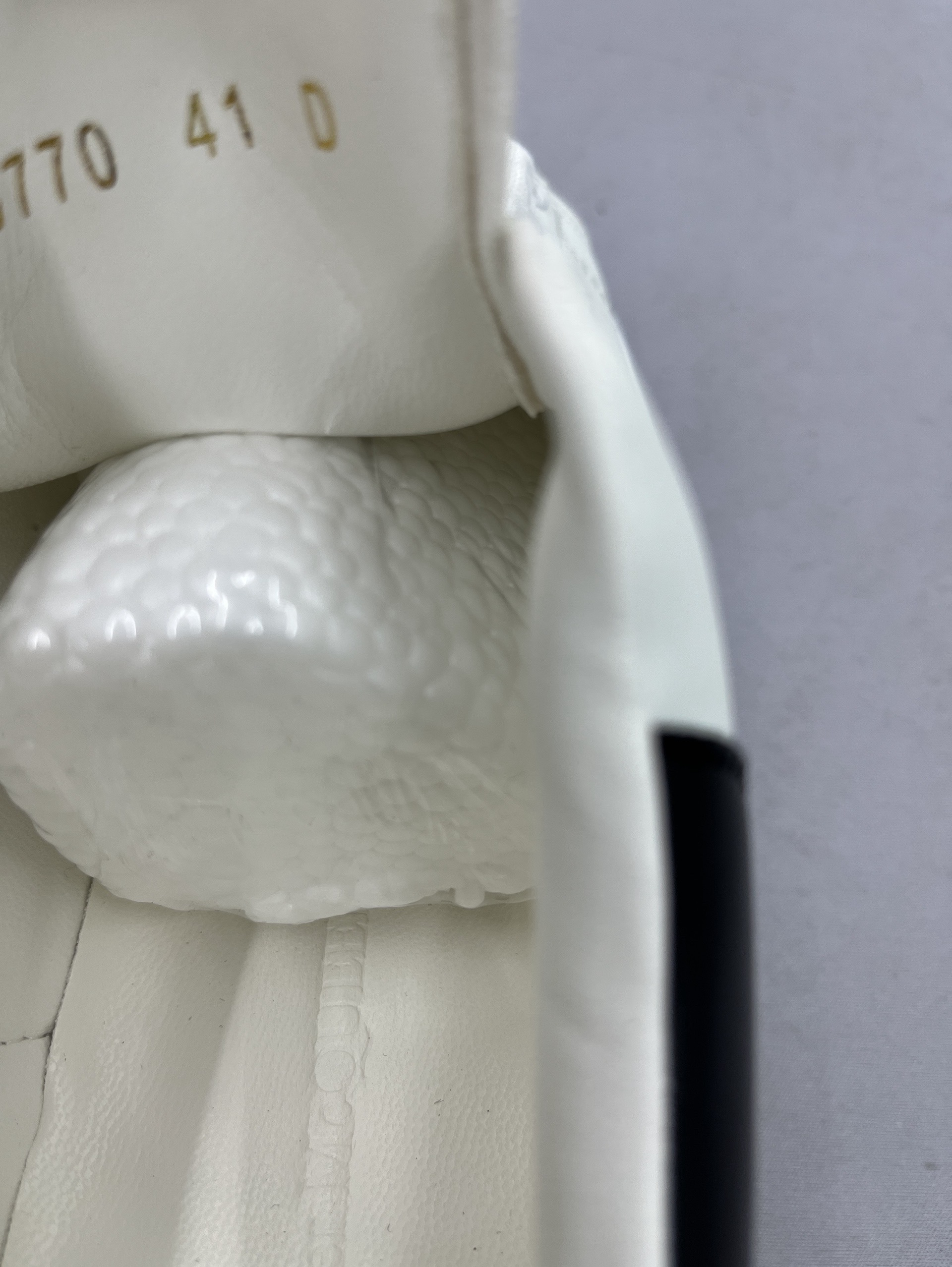 jj06 2026帅气流行篮球鞋 运动鞋 板鞋（高品质多种选择）  WhatsApp+86 177 5033 6825
