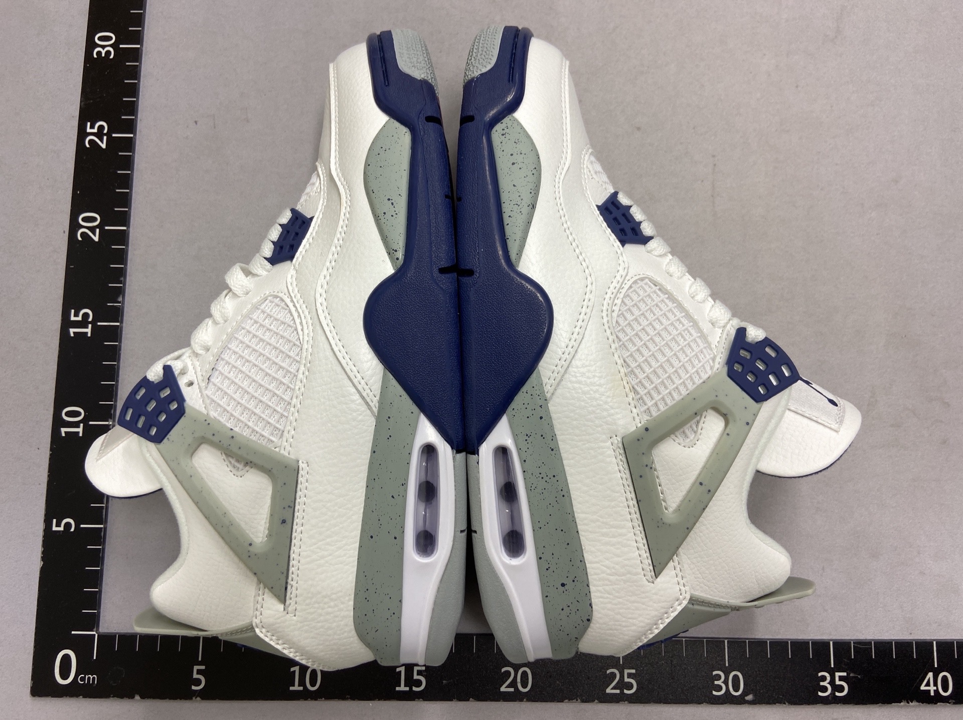 SSR05-户外时尚休闲运动鞋+Whatsapp 86 177 5911 6642