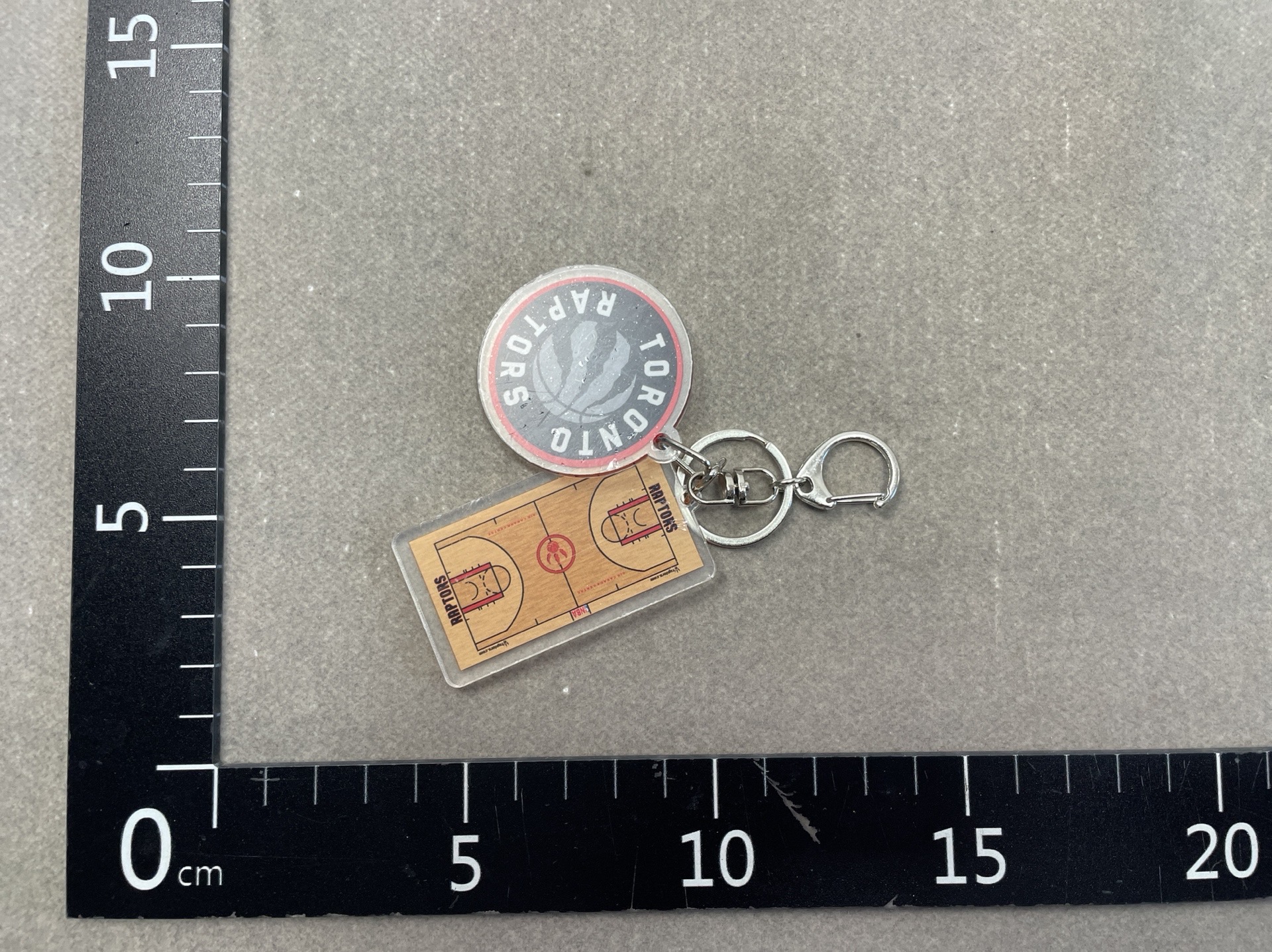 Lakers warriors nets clippers grizzlies basketball team keychain car book bag pendant jewelry acrylic