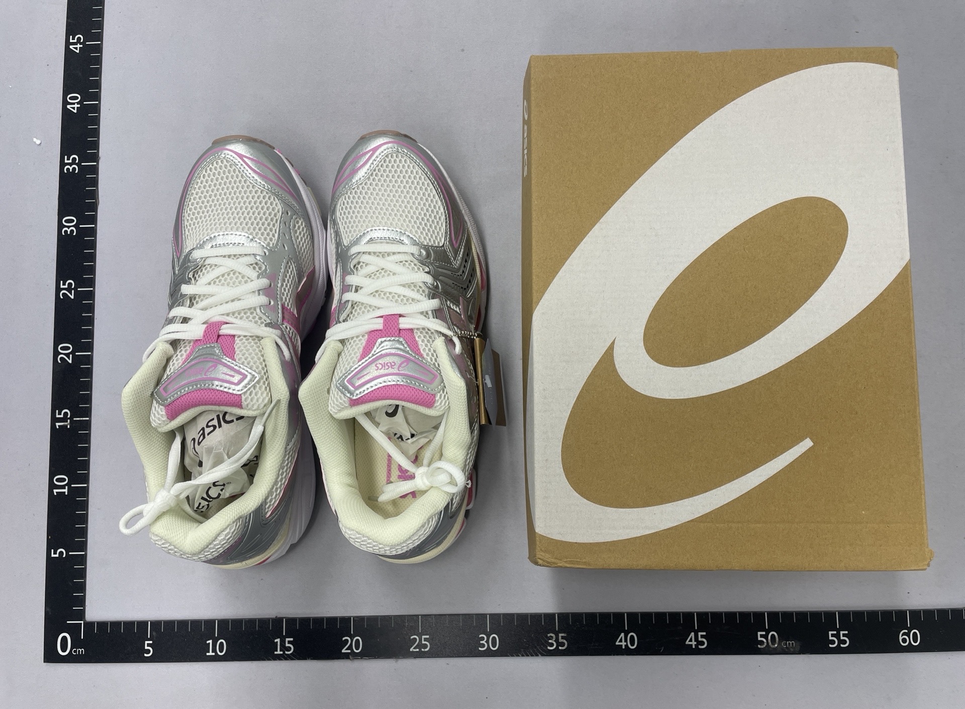 SSR05-高品质新款时尚运动鞋  Whatsapp+86 176 7563 3064