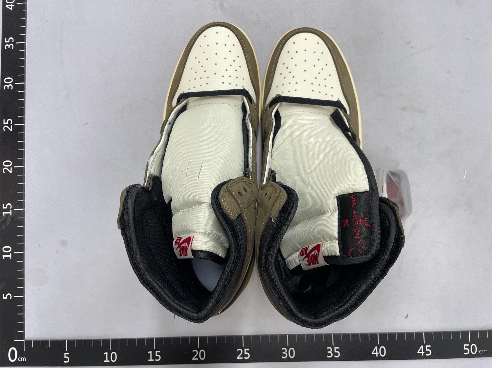 A22  男女时尚运动鞋【PK  Quality】 WhatsApp+86 177 5033 6825