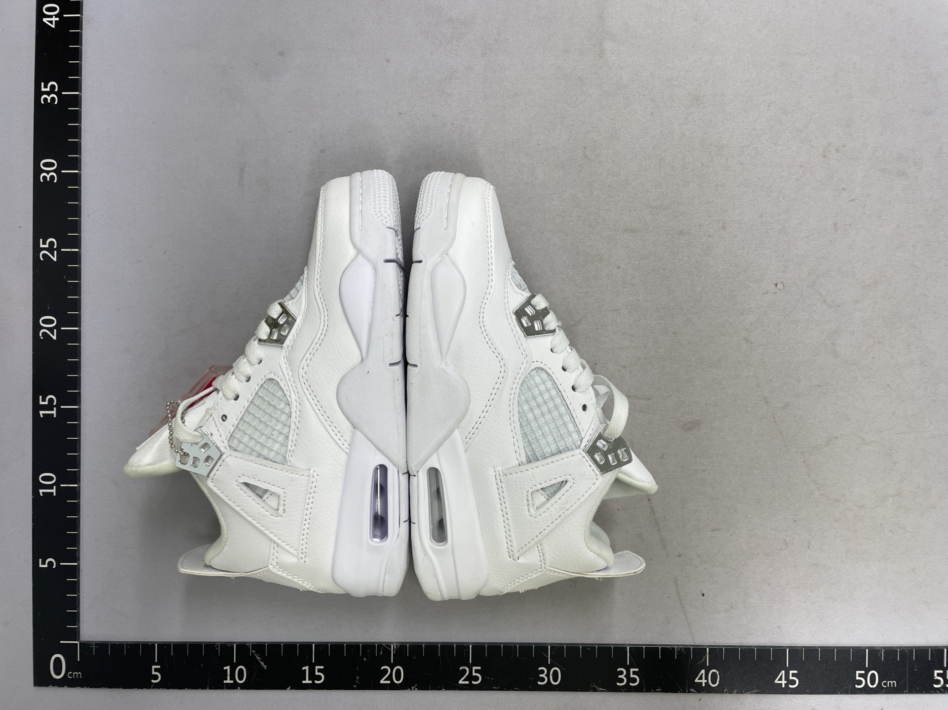XS01  2026工厂直销流行篮球鞋（不定期更新）  WhatsApp+86 177 5033 6825