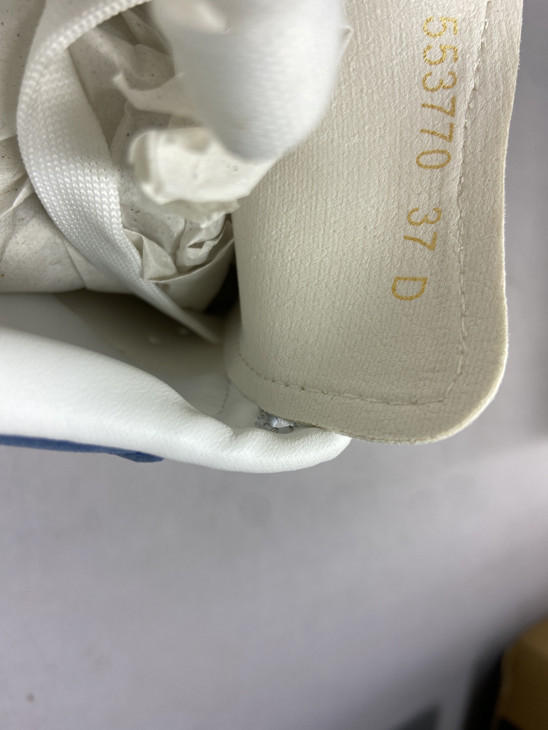 New white sneakers platform height increasing casual couple skate shoes l1