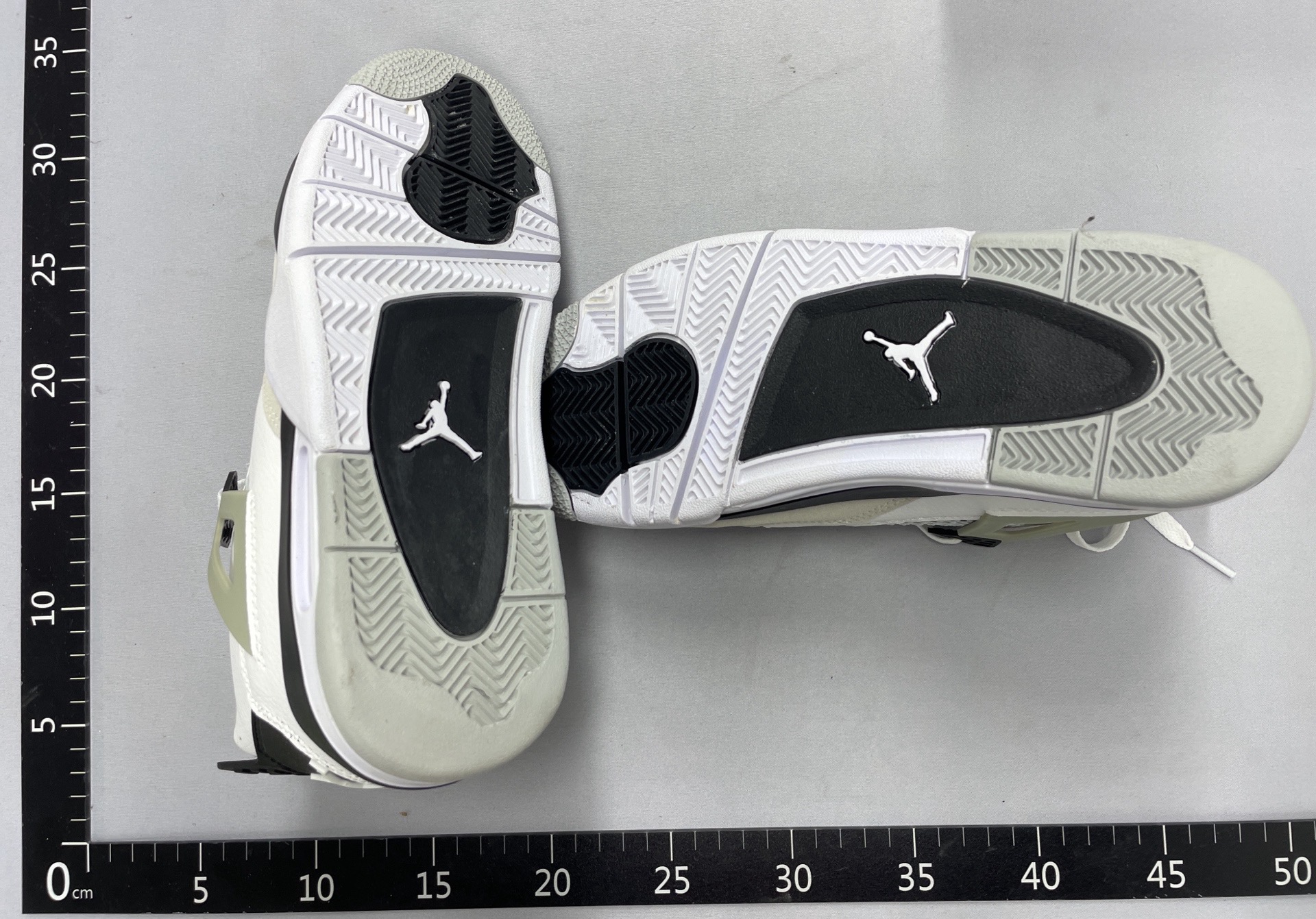 GX版纯原 380内顶配批次 全码出货 乳胶鞋垫 乔丹4 Jordan 4 AJ4 复古篮球鞋 小白水泥 黑黄雷公 电母 黑猫 白奥利奥 白水泥 白帆  绿松石 男女同款 乔丹4代系列 国外认准版本