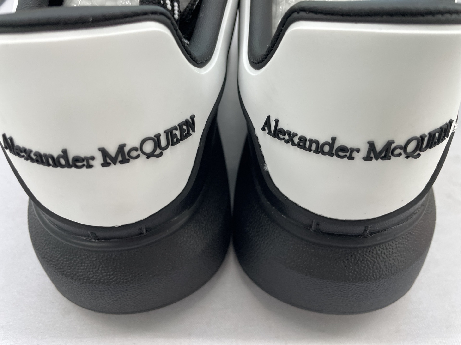 A230 mcqueen mc white shoes casual sneakers
