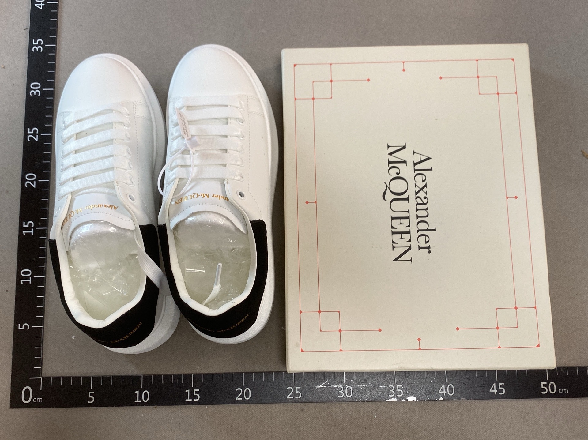 Mcqueen white shoes women’s 2023 spring autumnew arrivalplatform shoesthick sole hidden heel genuine leather couple sneakers