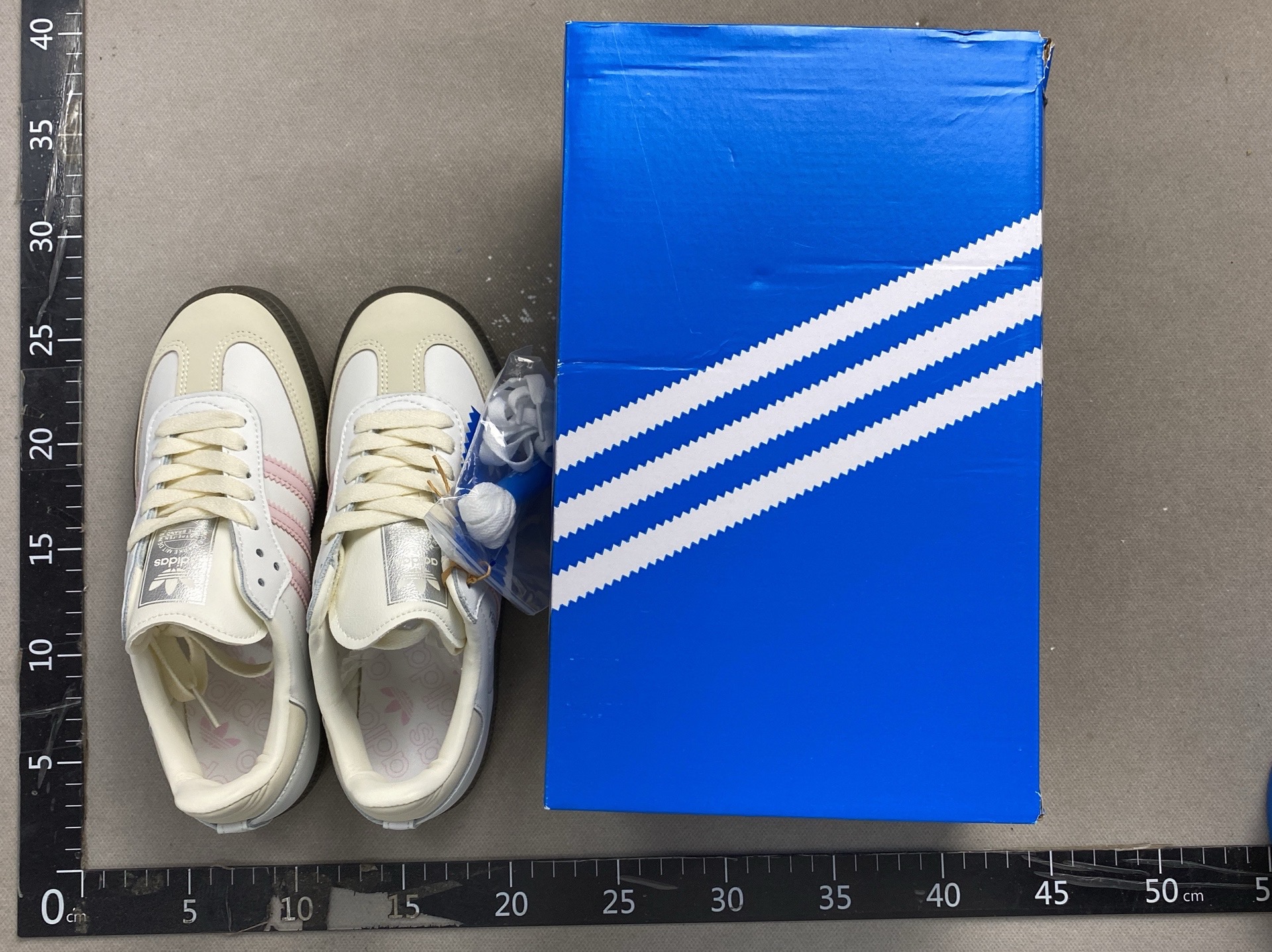 Samba sneakers – authentic high-quality replica, triple-stripe design, retro chunky sole, low-top white sneakers for men and women