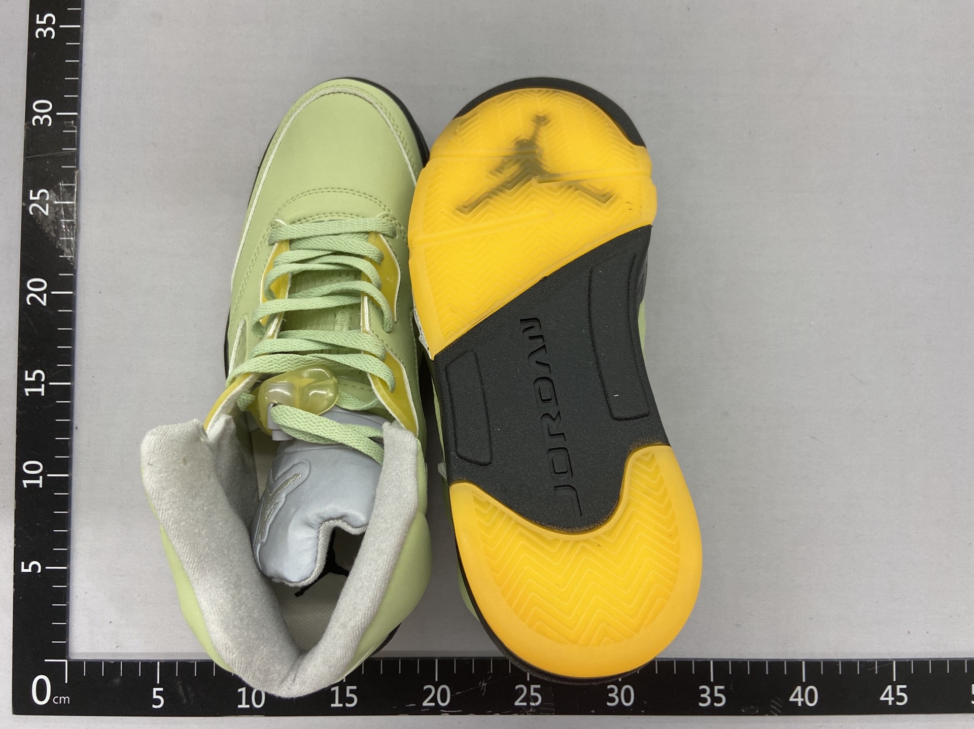 GD66-高品质时尚潮流运动鞋+Whatsapp +86 173 0597 0797