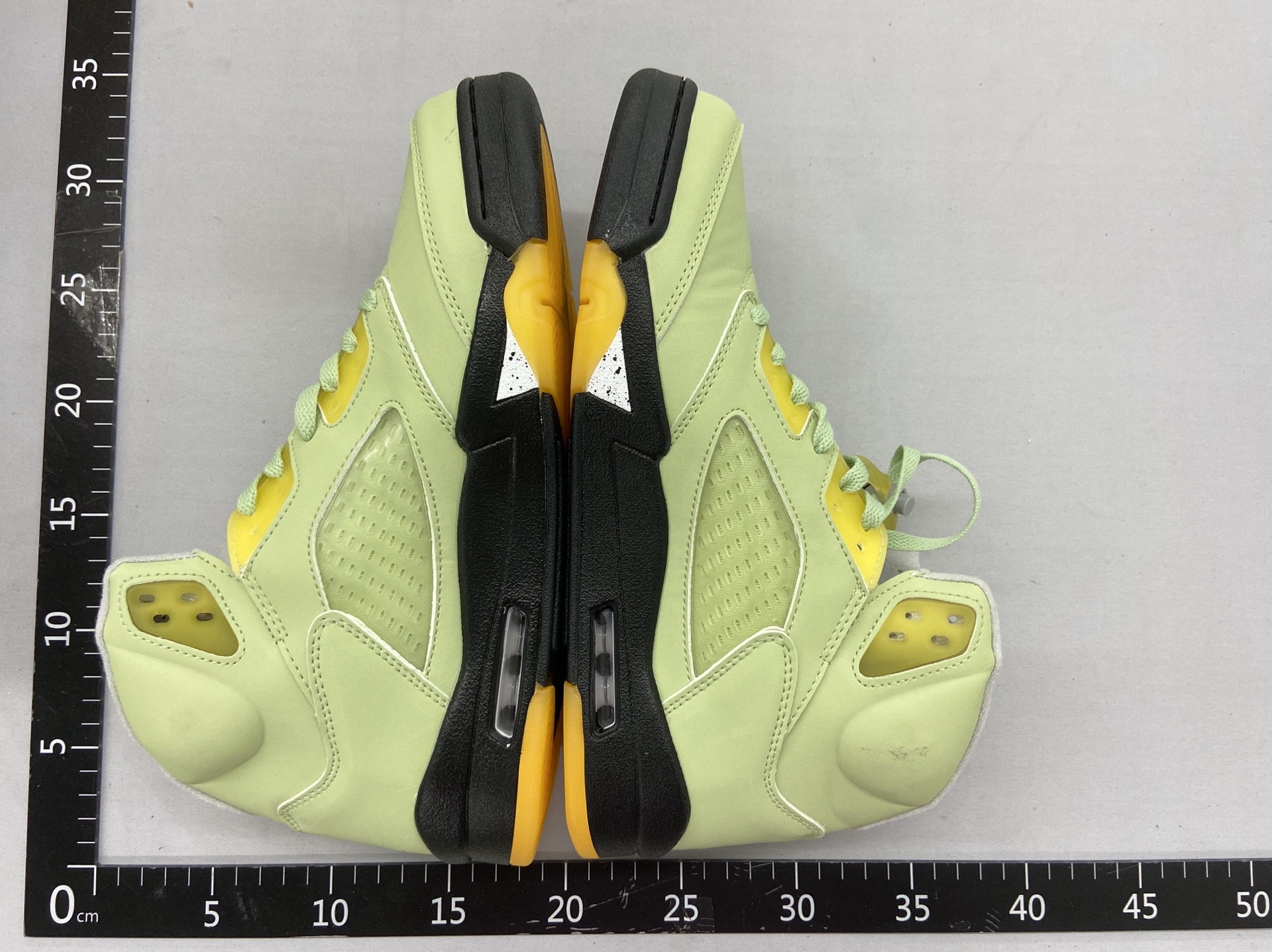GD66-高品质时尚潮流运动鞋+Whatsapp +86 173 0597 0797