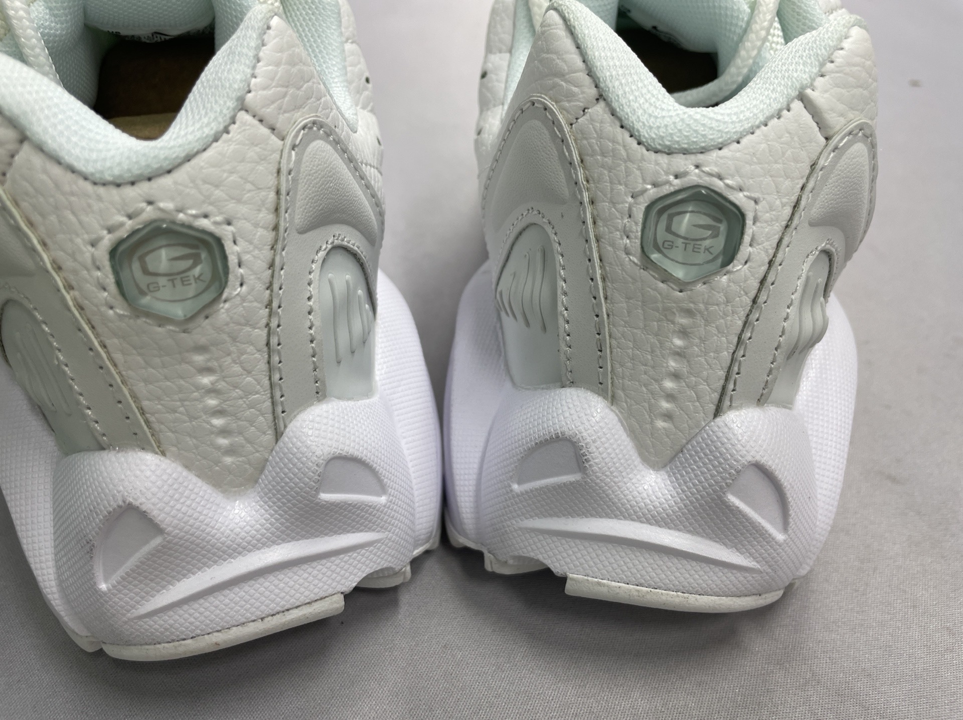 【EE Batch】 NOCTA x  Hot Step 2 Air Terra 联名款减震耐磨机能篮球鞋