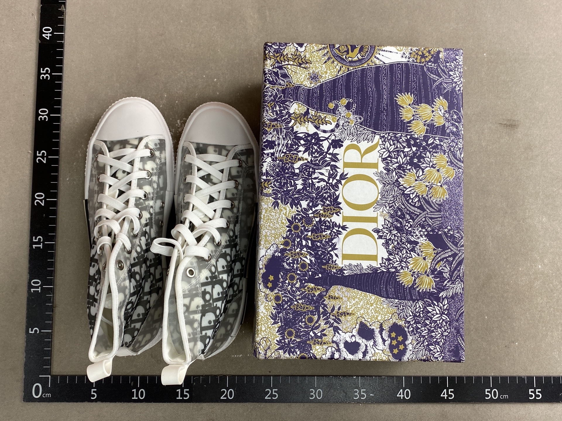 Cross-border e-commerce european market 2025 high-top canvas sneakers for men, printed white sneakers, lettered casual breathable sneakers for women