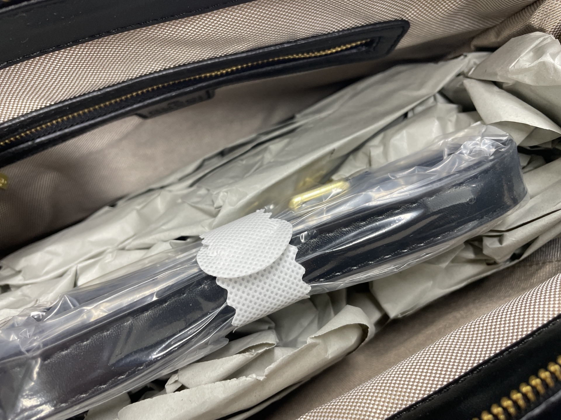 Eeab – new fashionable embroidered letter handbag with large capacity (non-returnable and non-exchangeable if it affects resale) (non-returnable and non-exchangeable if the plastic film is torn or damaged)