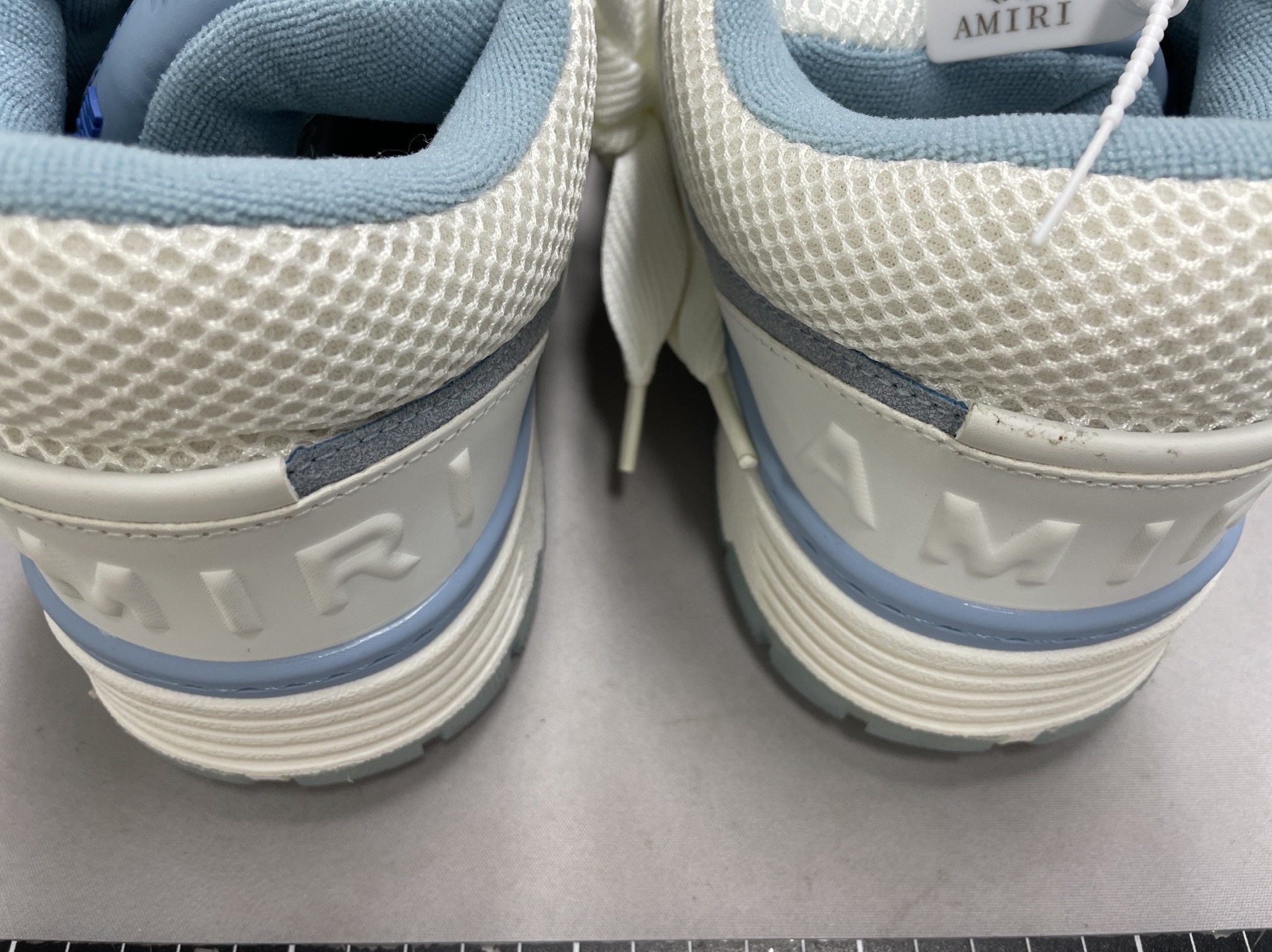 CN-时尚休闲情侣款运动鞋-private agent WhatsApp +86 13205056391