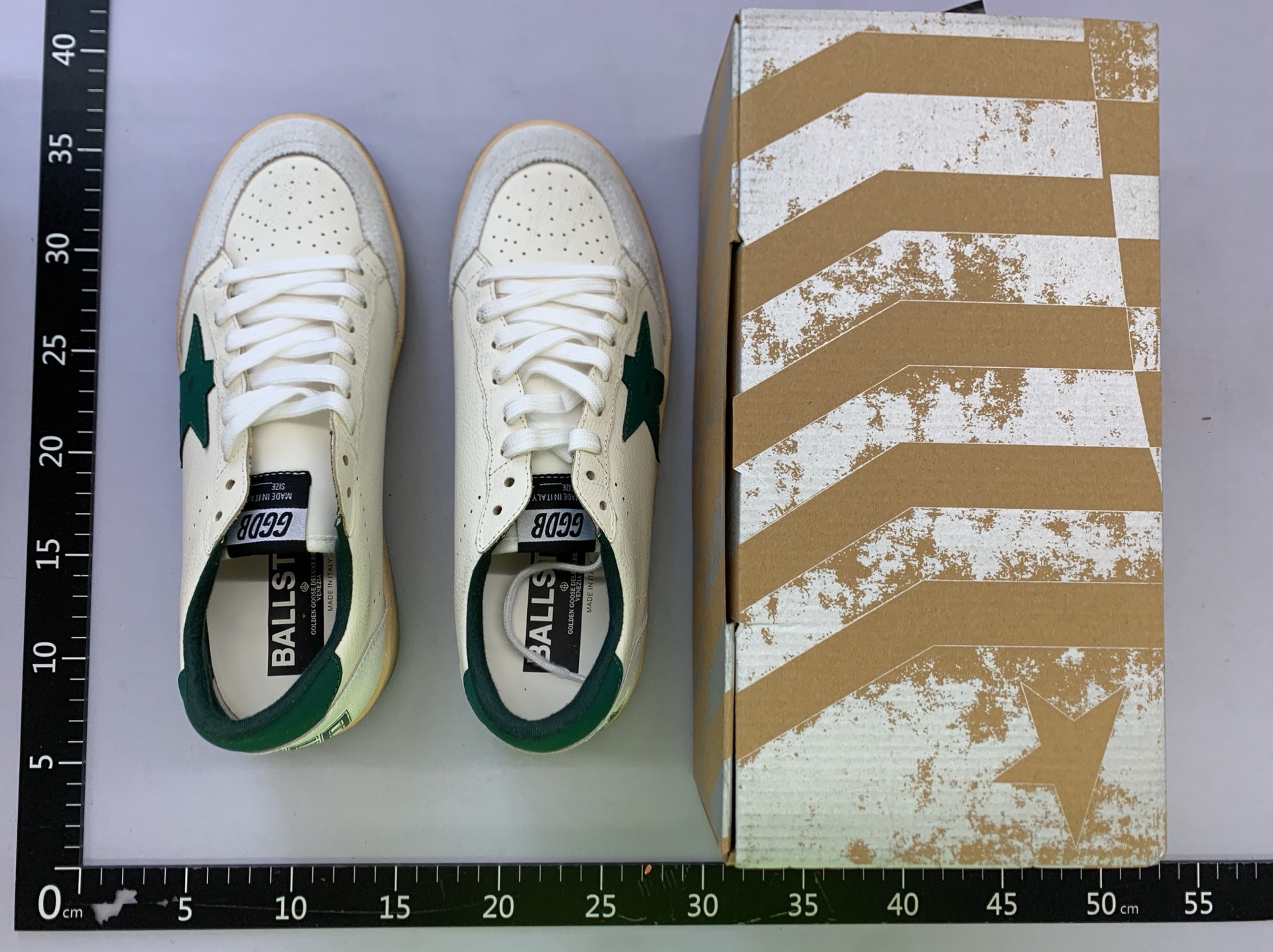 Korean gg distressed star detail sneakers – women’s 2024 spring/autumn classic versatile men’s skate shoes – hidden heel cowhide white sneakers