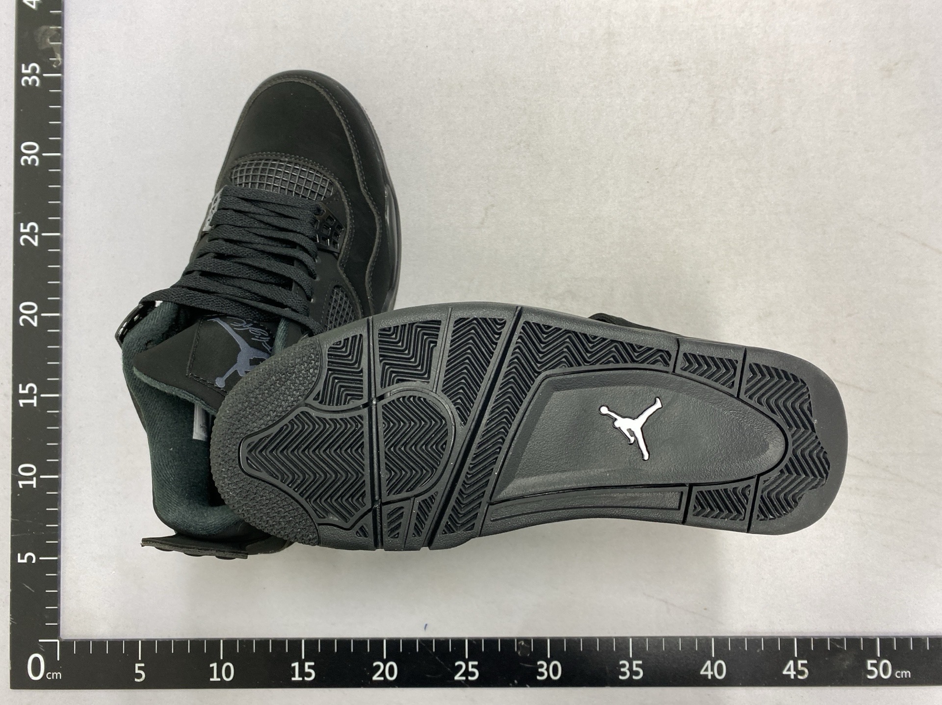 FX01-2026帅气流行篮球鞋 运动鞋 板鞋（高品质多种选择）  WhatsApp+86 17759116642