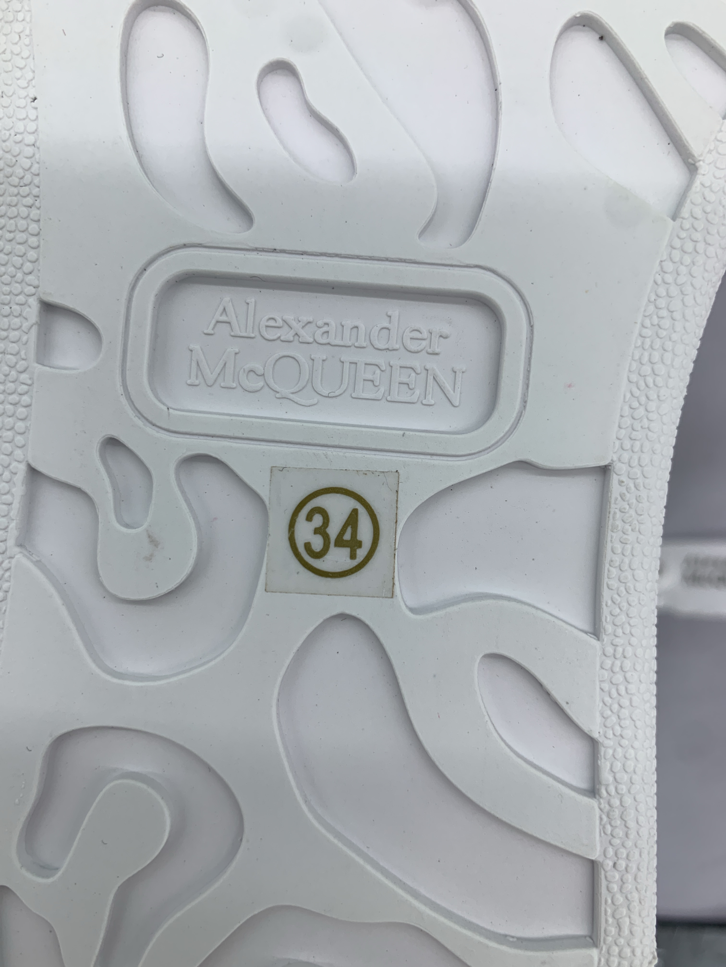 Rhinestone-embellished mcqueen white sneakers: genuine leather upper, rhinestone detailing, chunky platform sole, height-boosting, unisex, comfortable, and versatile