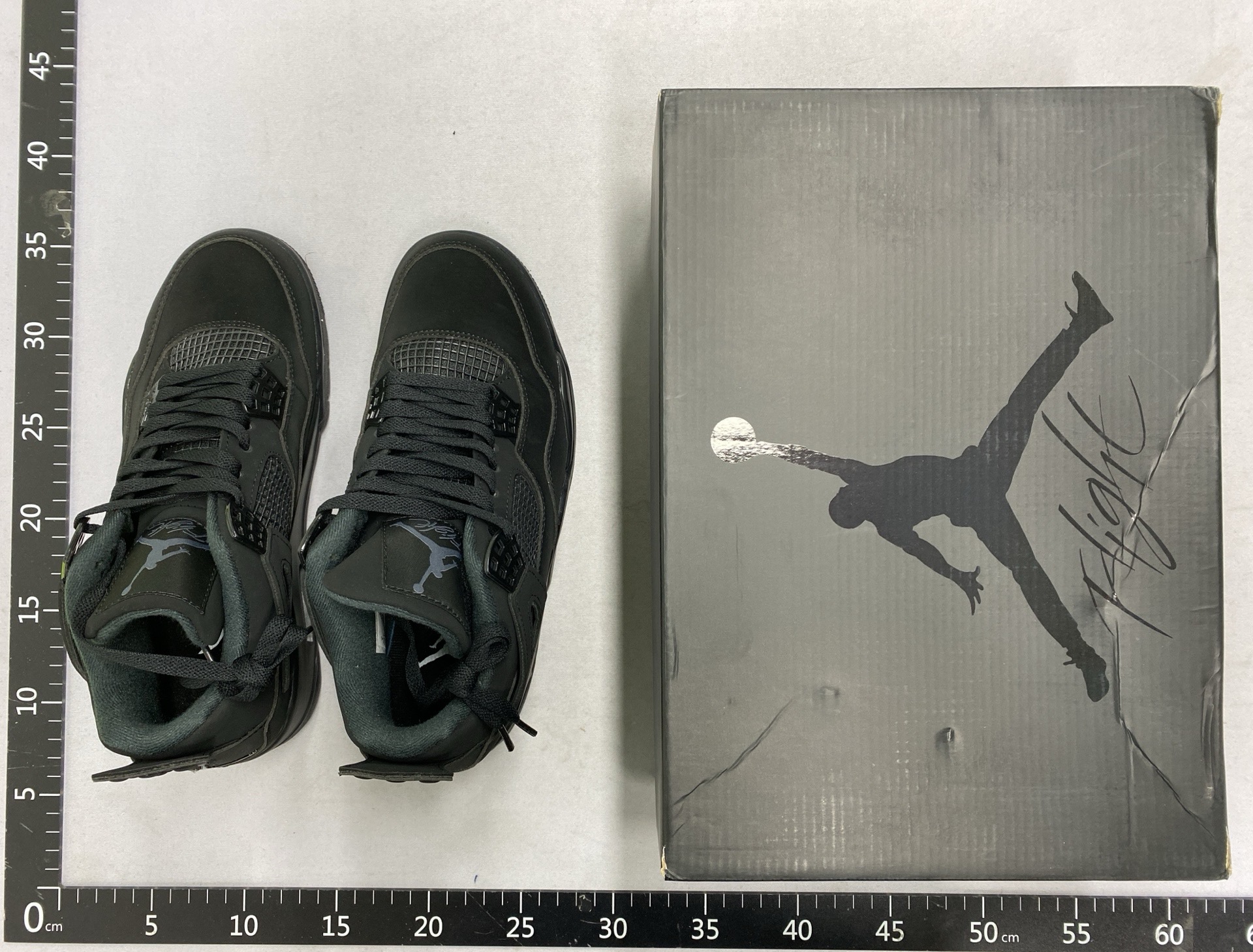FX01-2026帅气流行篮球鞋 运动鞋 板鞋（高品质多种选择）  WhatsApp+86 17759116642