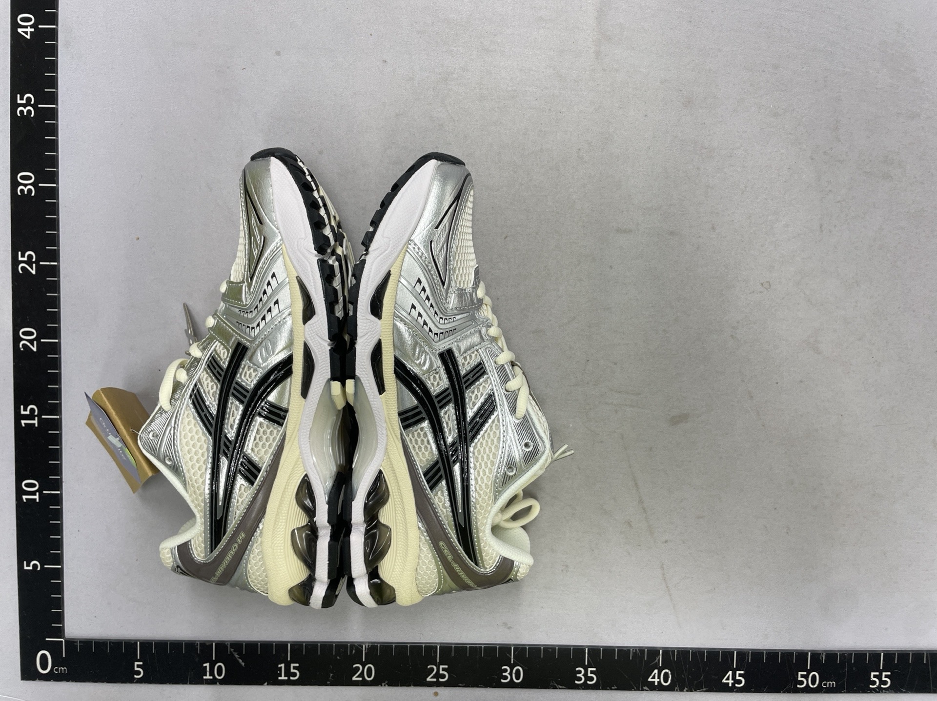 highest quality-----1 2025新款运动鞋，时尚舒适**WhatsApp+86 151 5039 9023