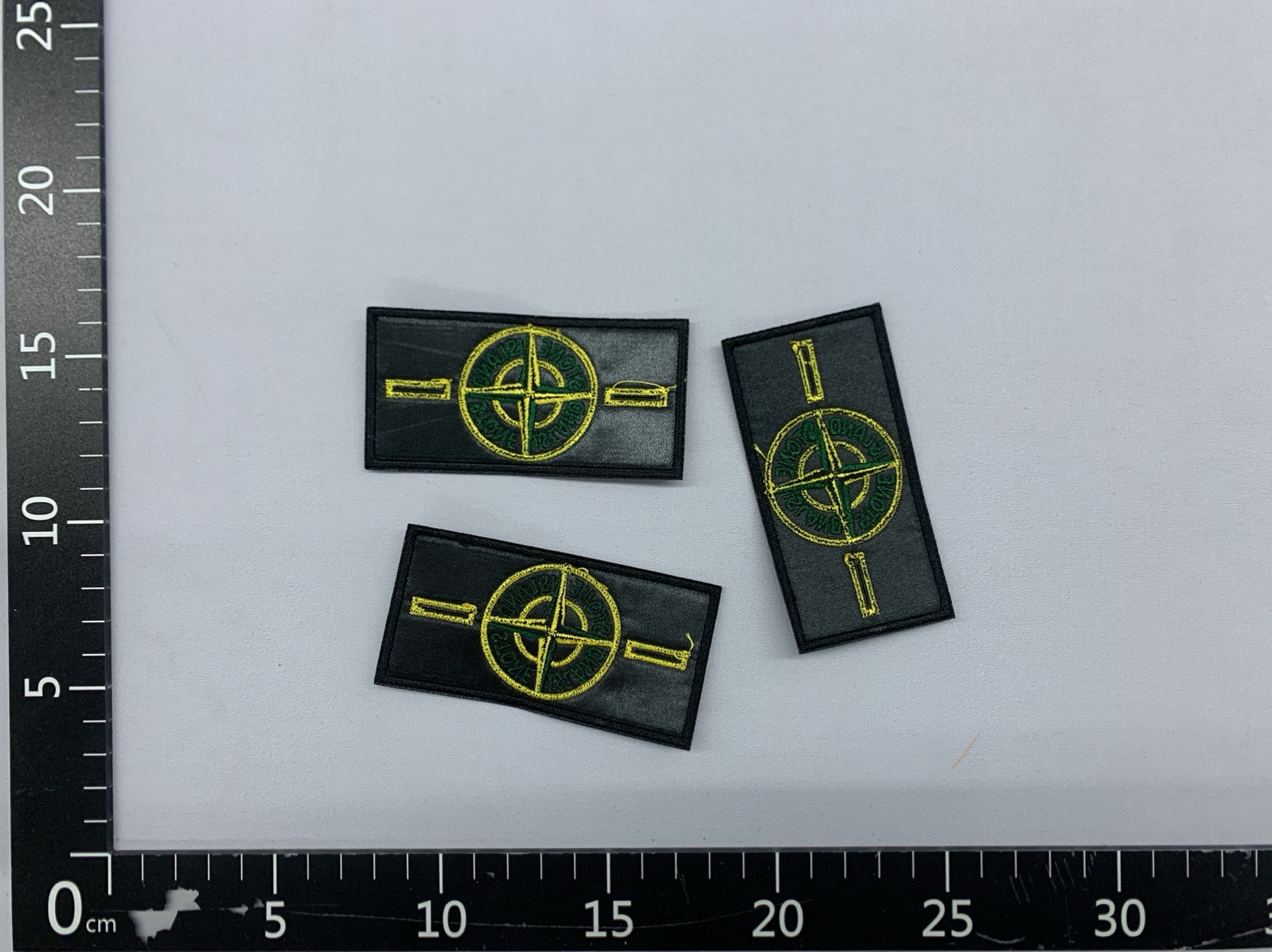 Armband stone island armband trendy brand ghost badge clothes shoes bags embroider patch buttons