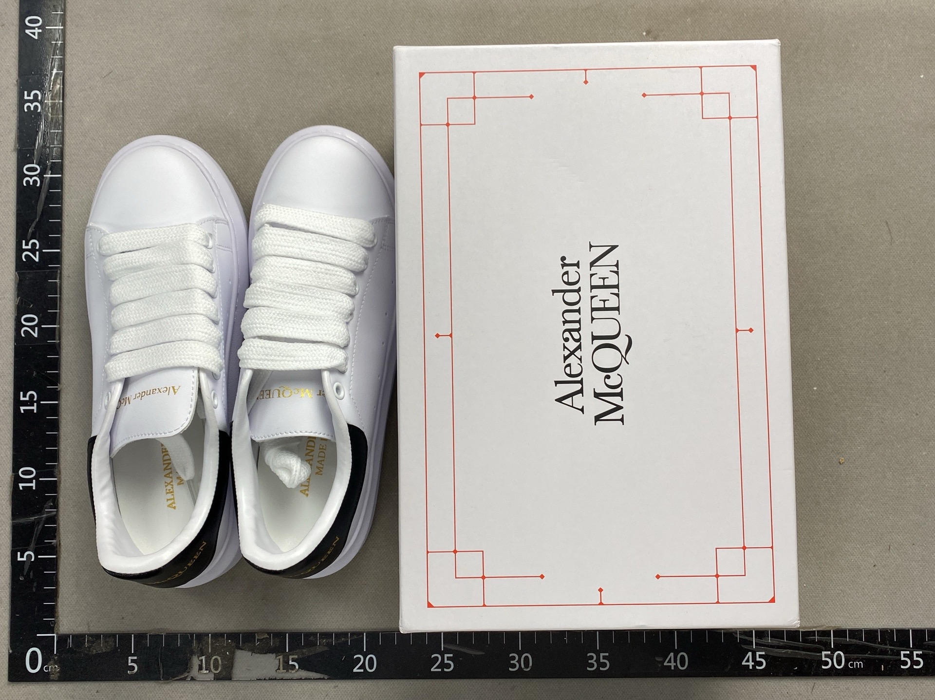 P-h 2024 new summer breathable white sneakers – men’s and women’s height increasing chunky sole casual skate shoes
