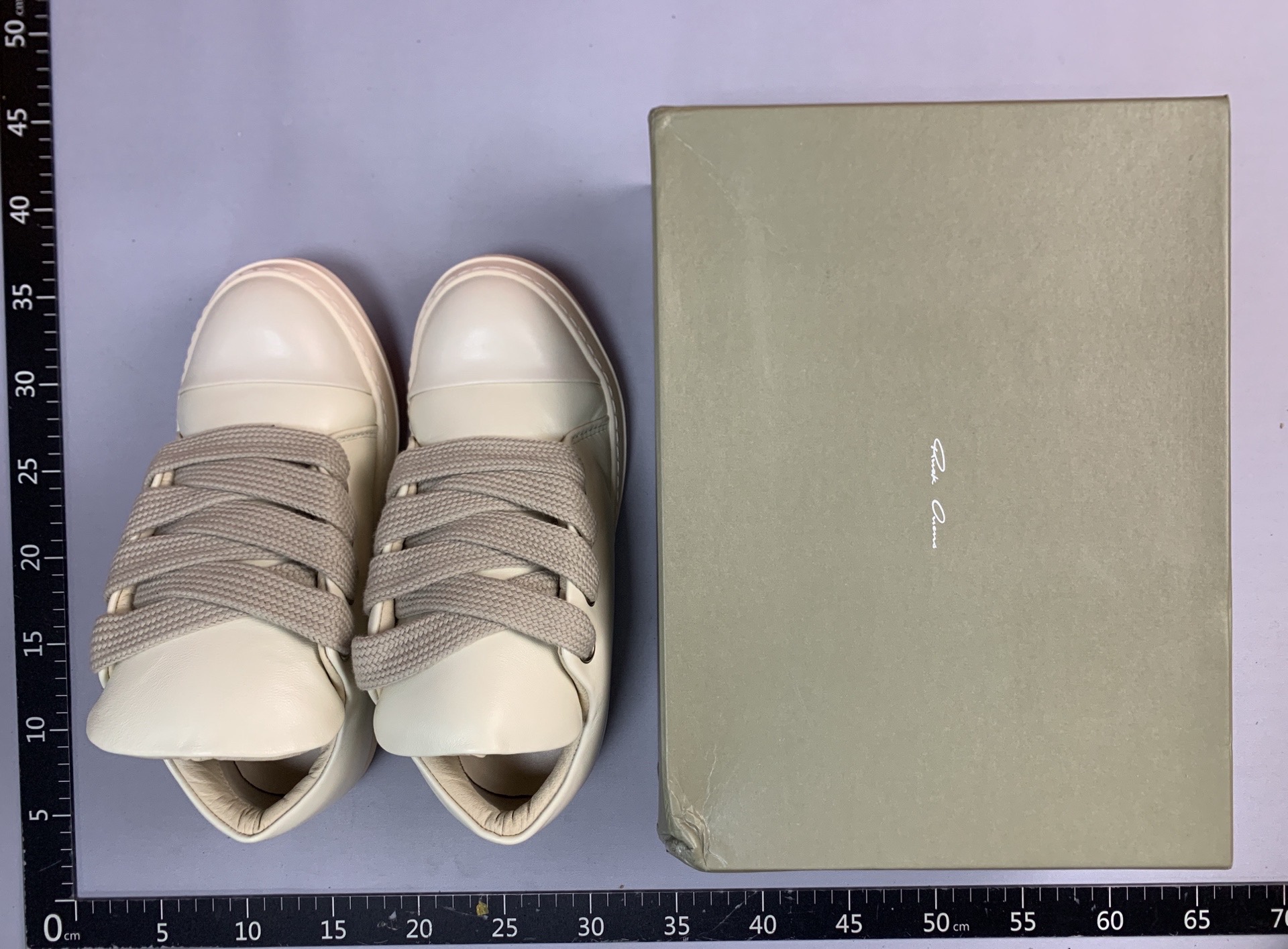 Ro infringing style bread shoes for men and women, same style milk-flavored niche stylethick solewhite shoes, height increasing fashioncasual sneakers