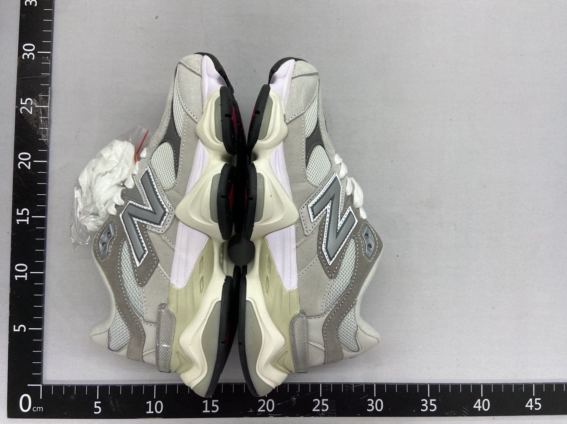 NB9060小红书ins纯原运动鞋千禧小象蹄老爹鞋跑步鞋潮鞋(非质量问题，不支持无理由退货）【WA+852 46803097】