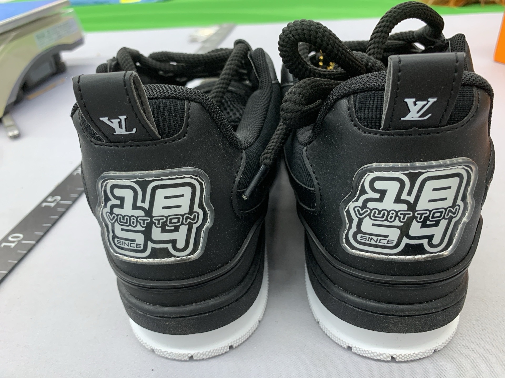 ZW-1百搭休闲潮流时尚休闲运动鞋男女款休闲运动鞋（带原盒OG品质）