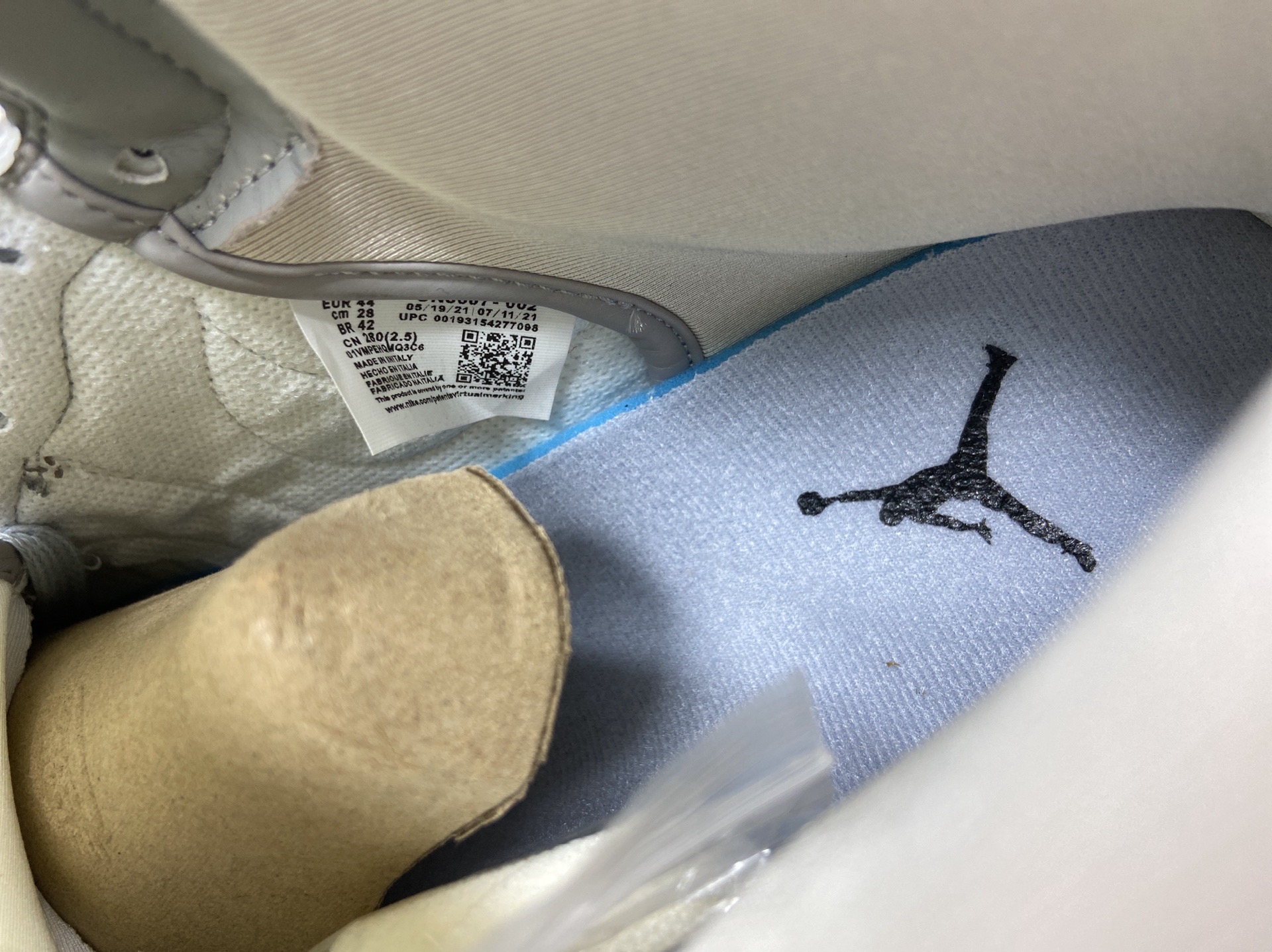 Putian high-top basketball shoes chicago ash men’s and women’s obsidian sneakers couple sneakers full-length air cushion