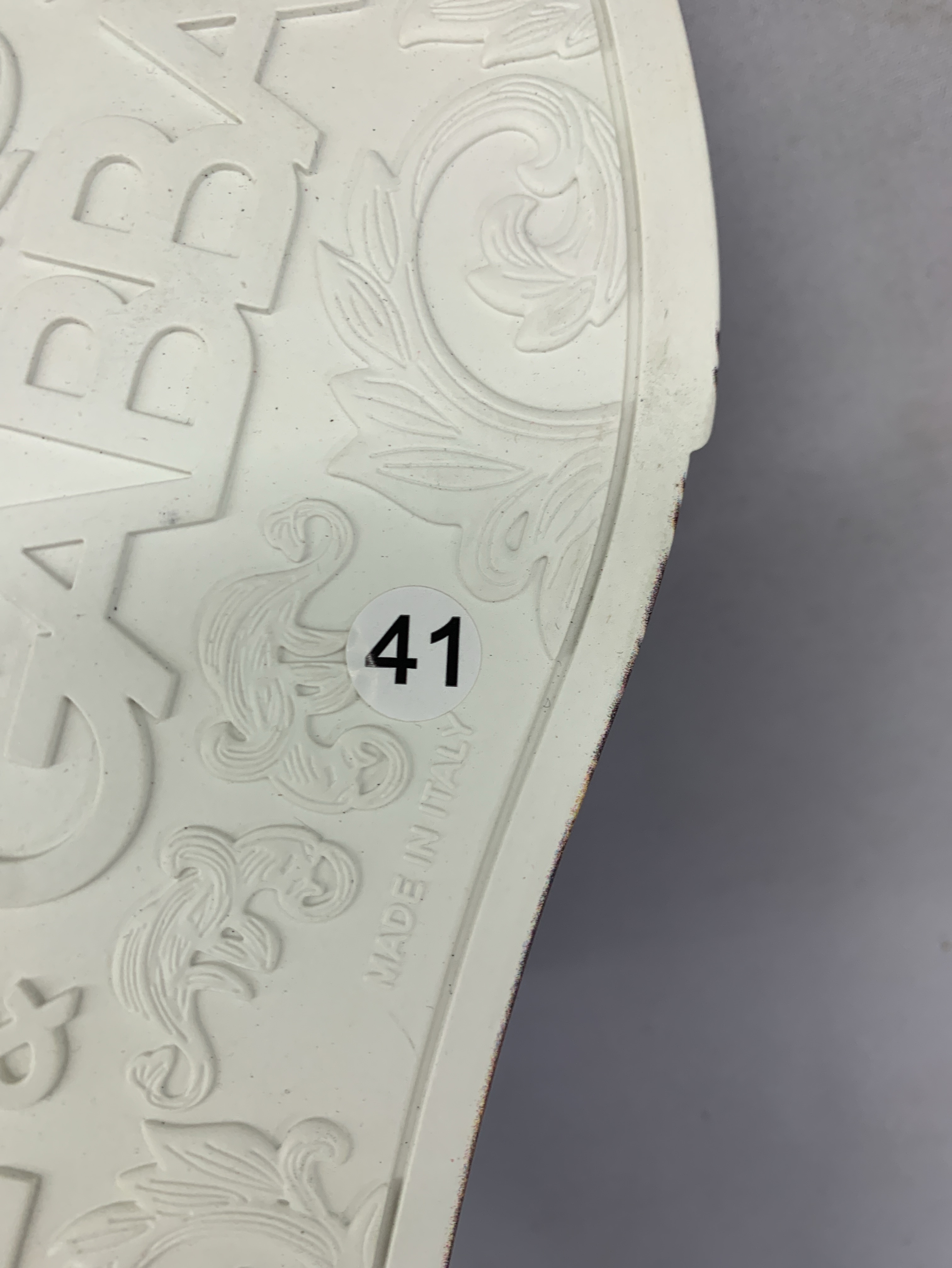 2025 trendy versatile studded graffiti hand-painted dg couple shoes women’s skate shoes genuine leather athletic casual white sneakers men’s