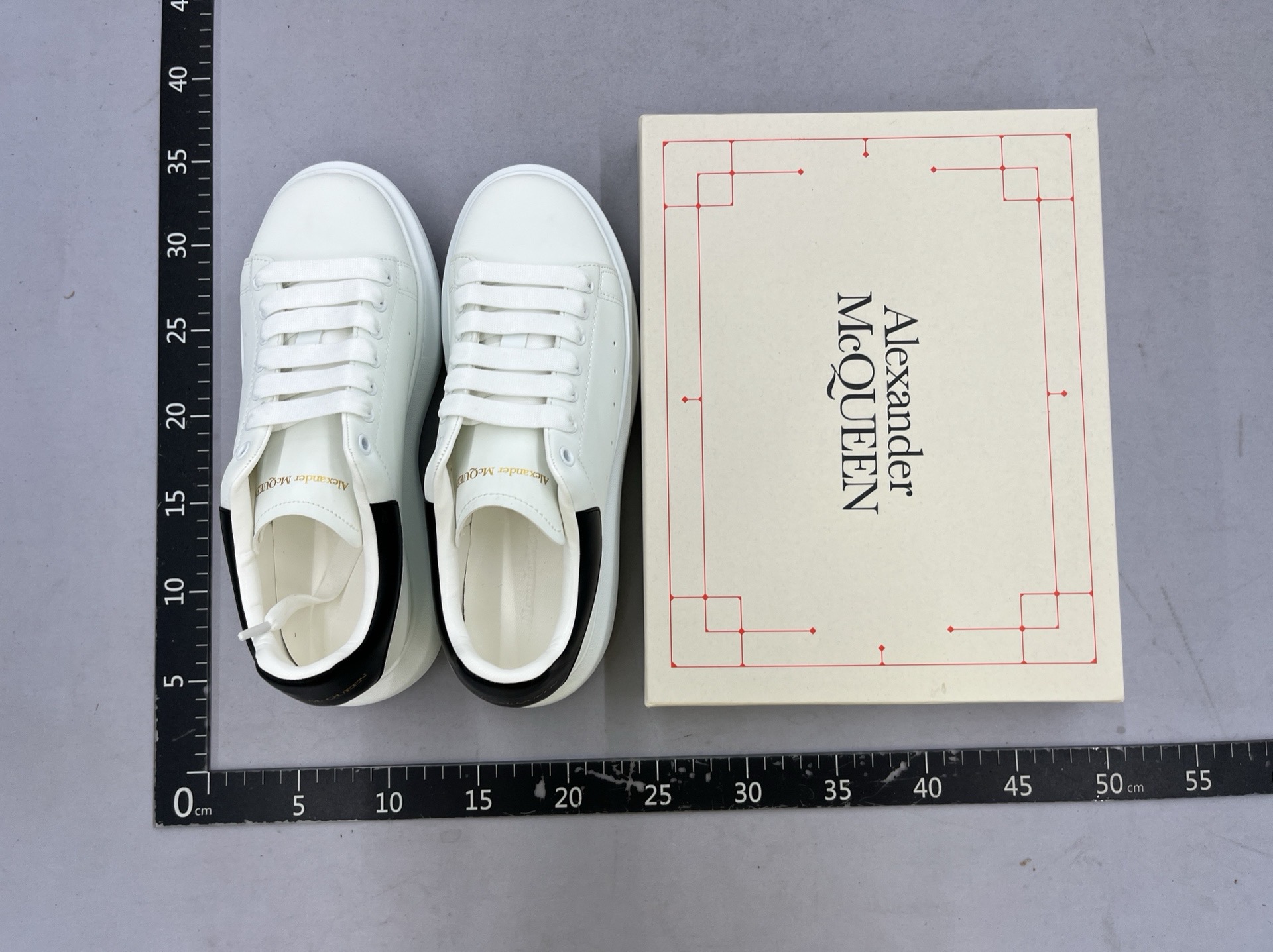 jj06 2026帅气流行篮球鞋 运动鞋 板鞋（高品质多种选择）  WhatsApp+86 177 5033 6825