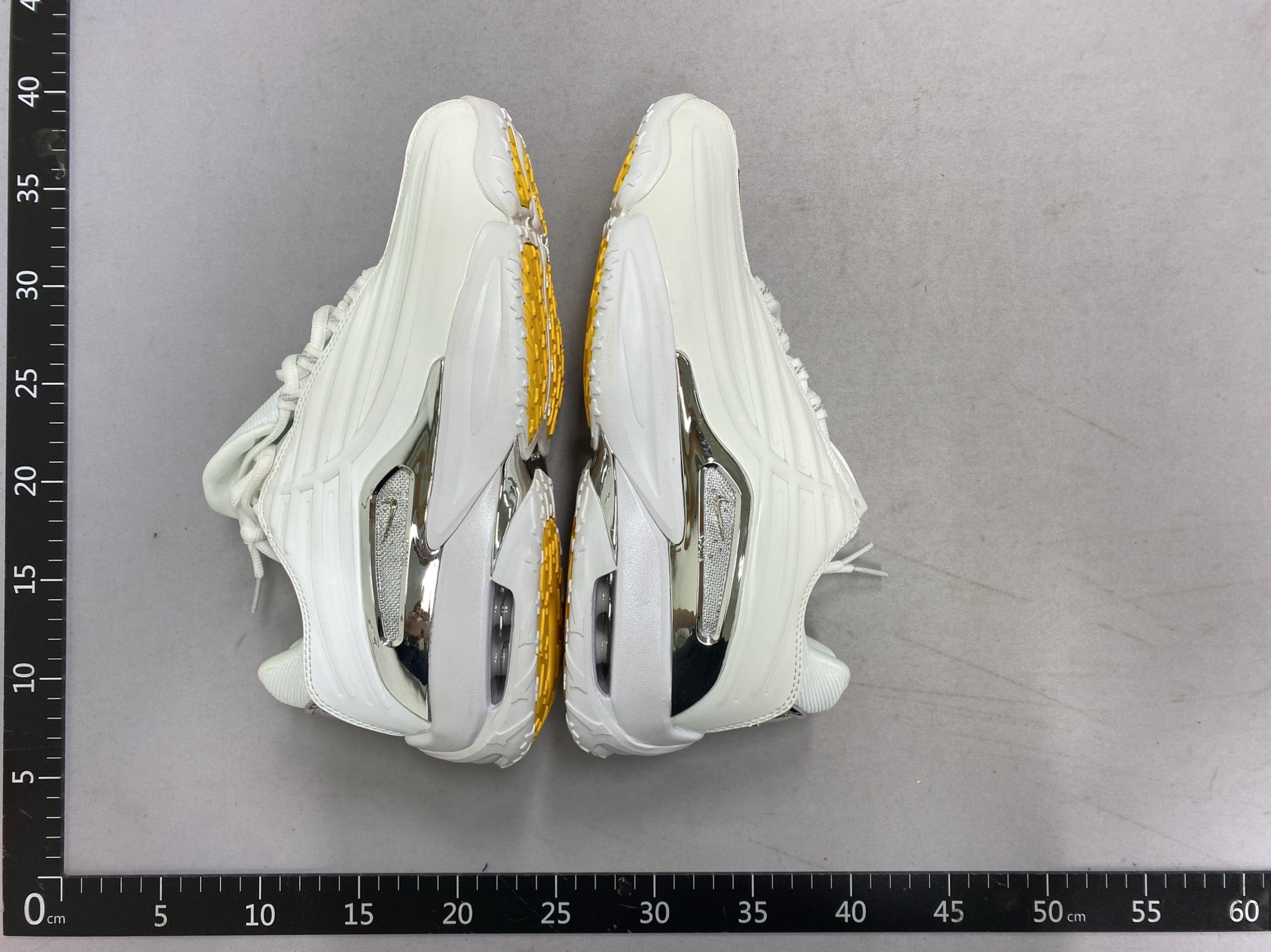 【EE Batch】 NOCTA x  Hot Step 2 Air Terra 联名款减震耐磨机能篮球鞋